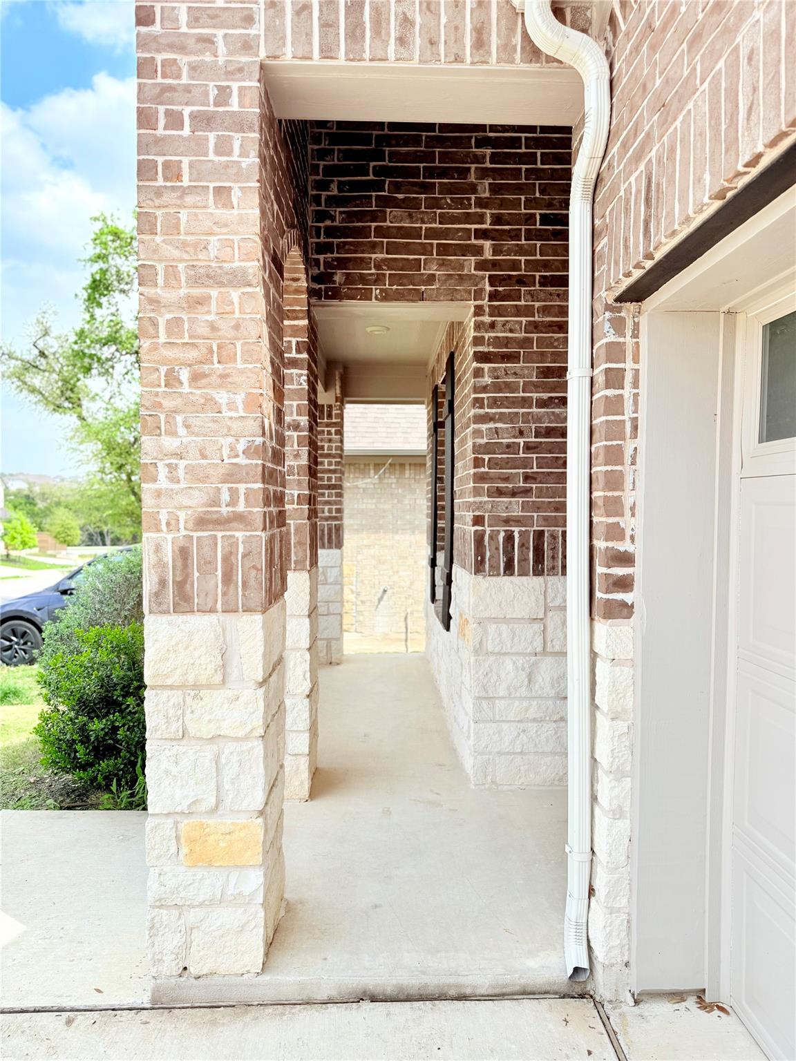 2416 Bear Cub Bnd, Leander, TX 78641