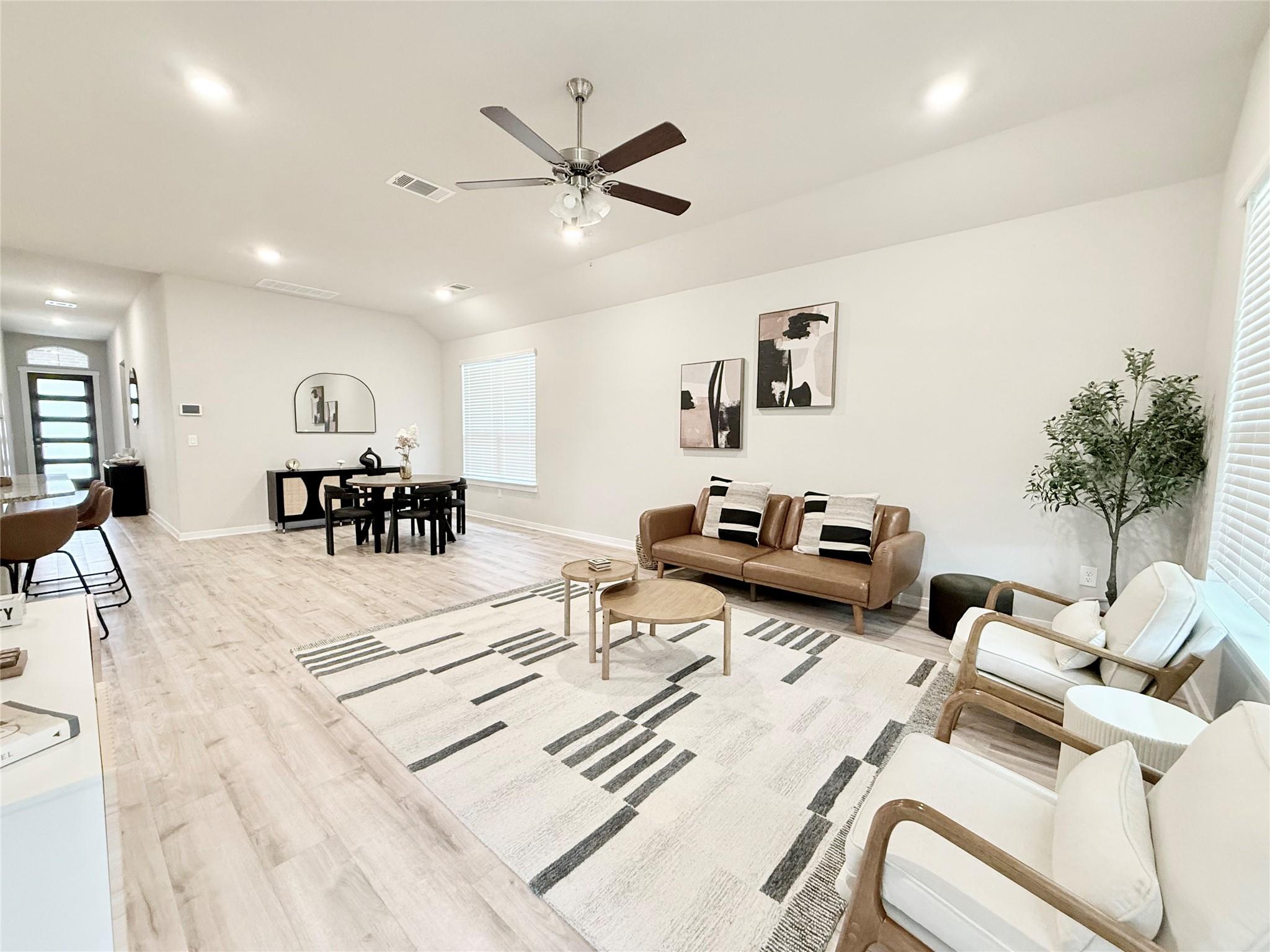 2416 Bear Cub Bnd, Leander, TX 78641