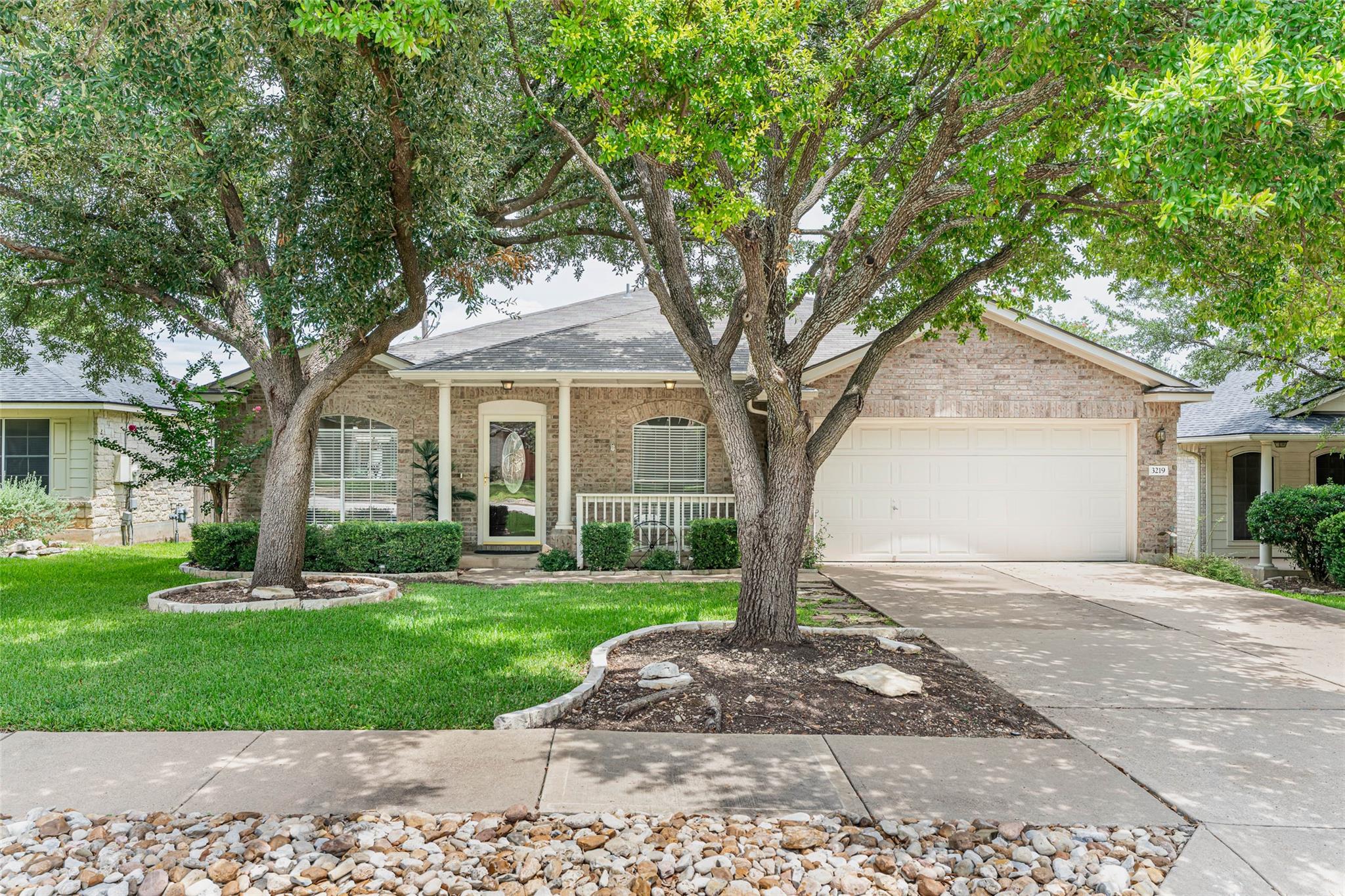 3219 Arroyo Bluff Ln, Round Rock, TX 78681