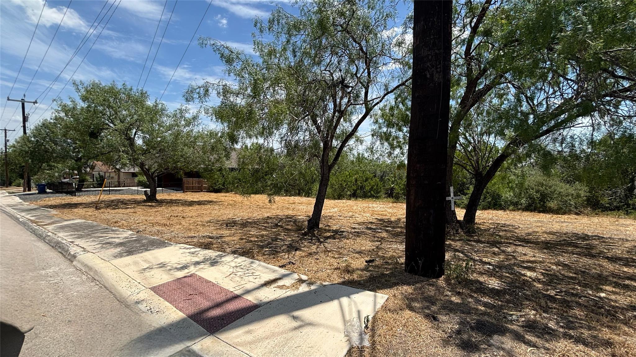 702 Hampton St, San Antonio, TX 78220