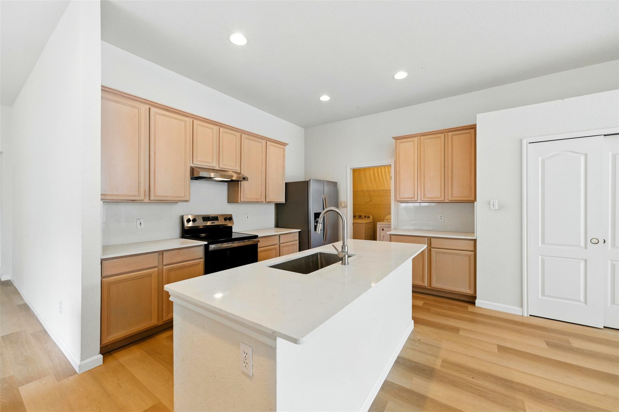 5609 Beachmont Ct, Austin, TX 78739