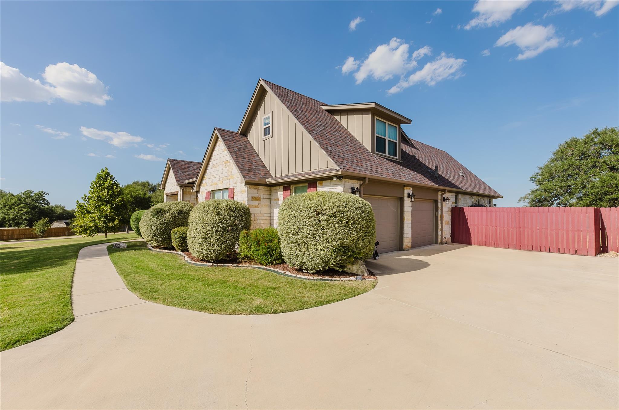 1102 Deer Xing, Salado, TX 76571