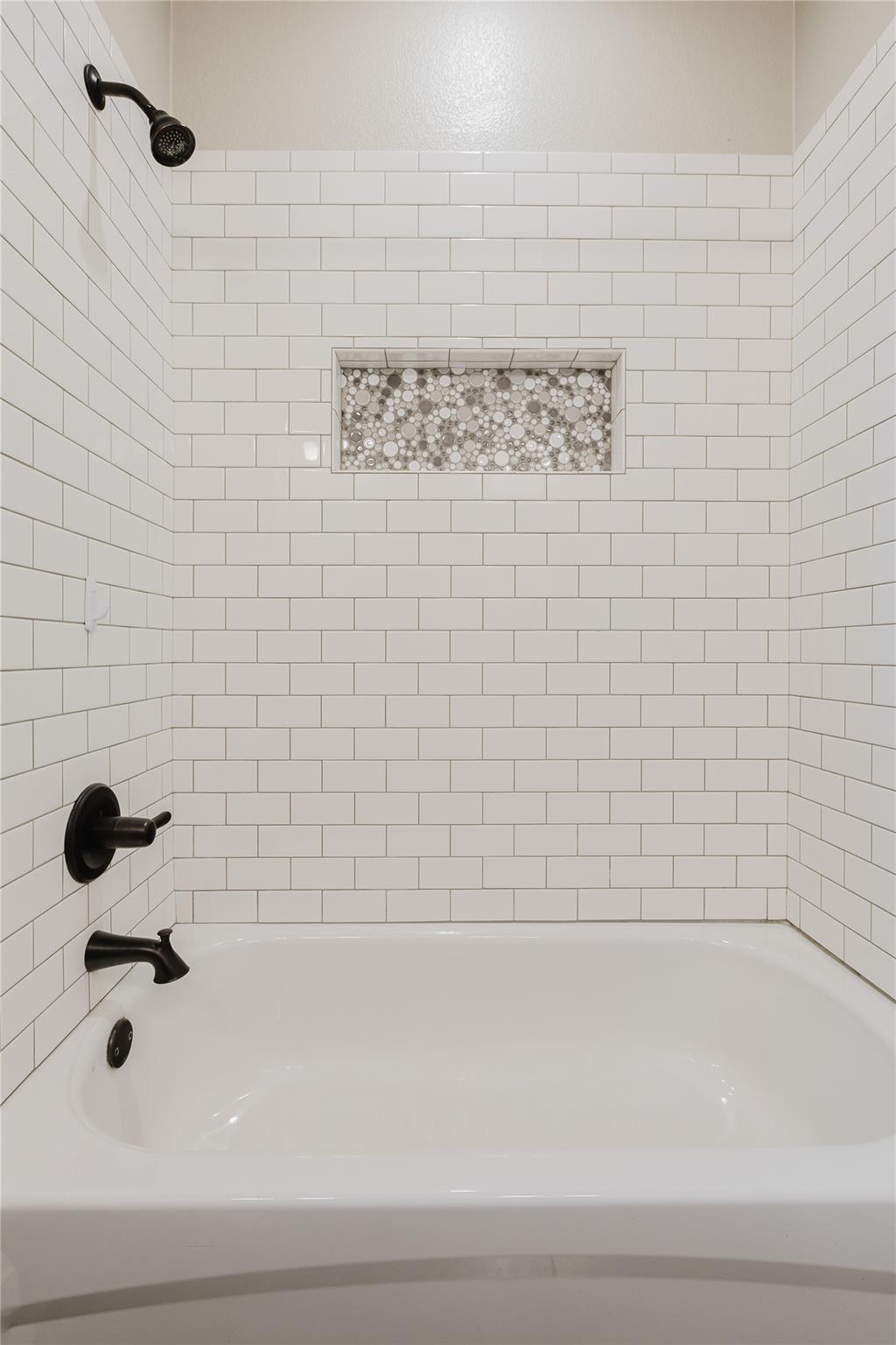 1102 Deer Xing, Salado, TX 76571