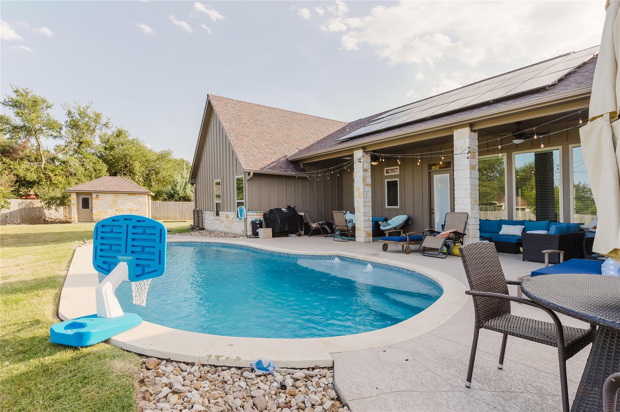 1102 Deer Xing, Salado, TX 76571