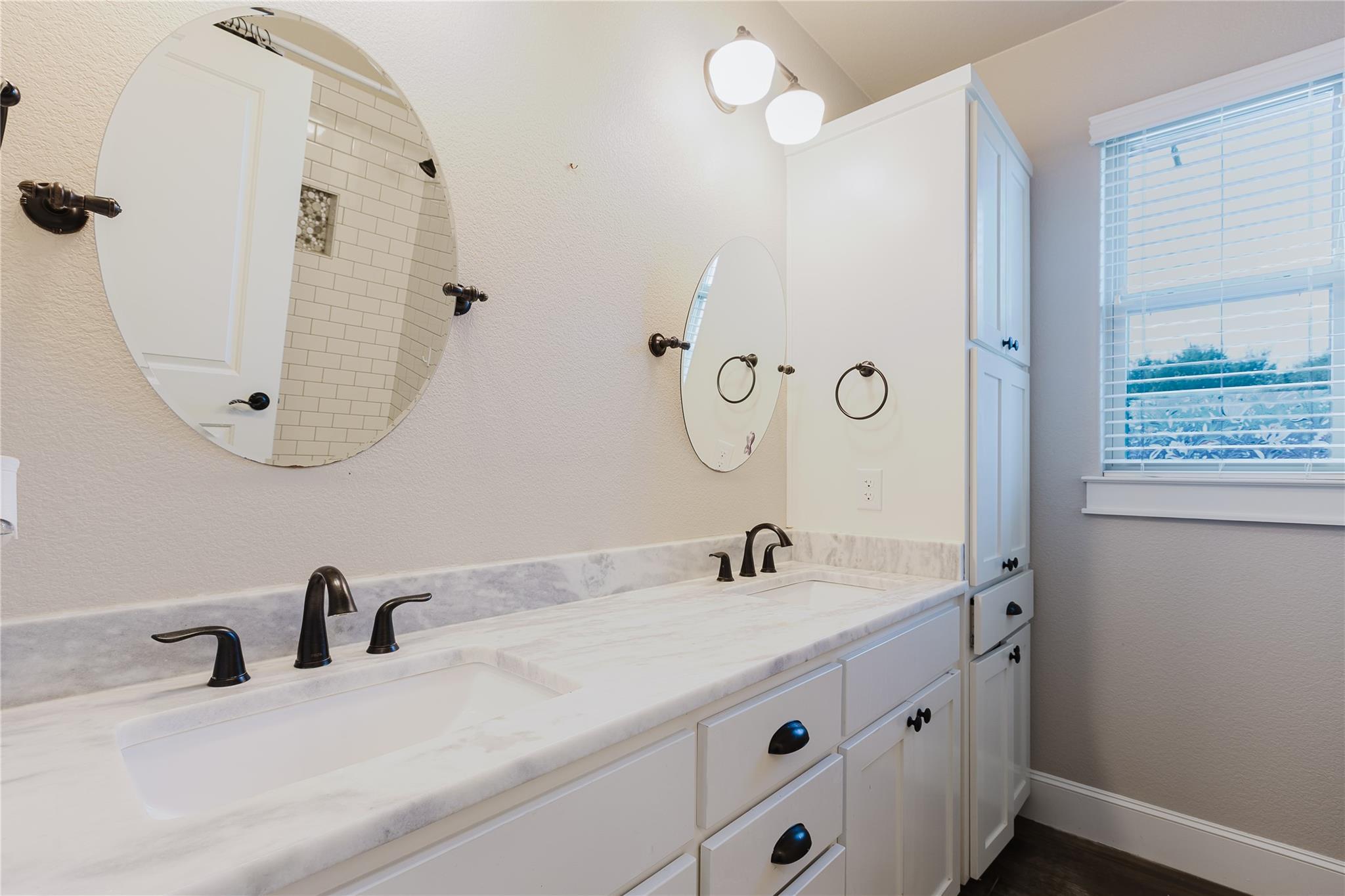 1102 Deer Xing, Salado, TX 76571