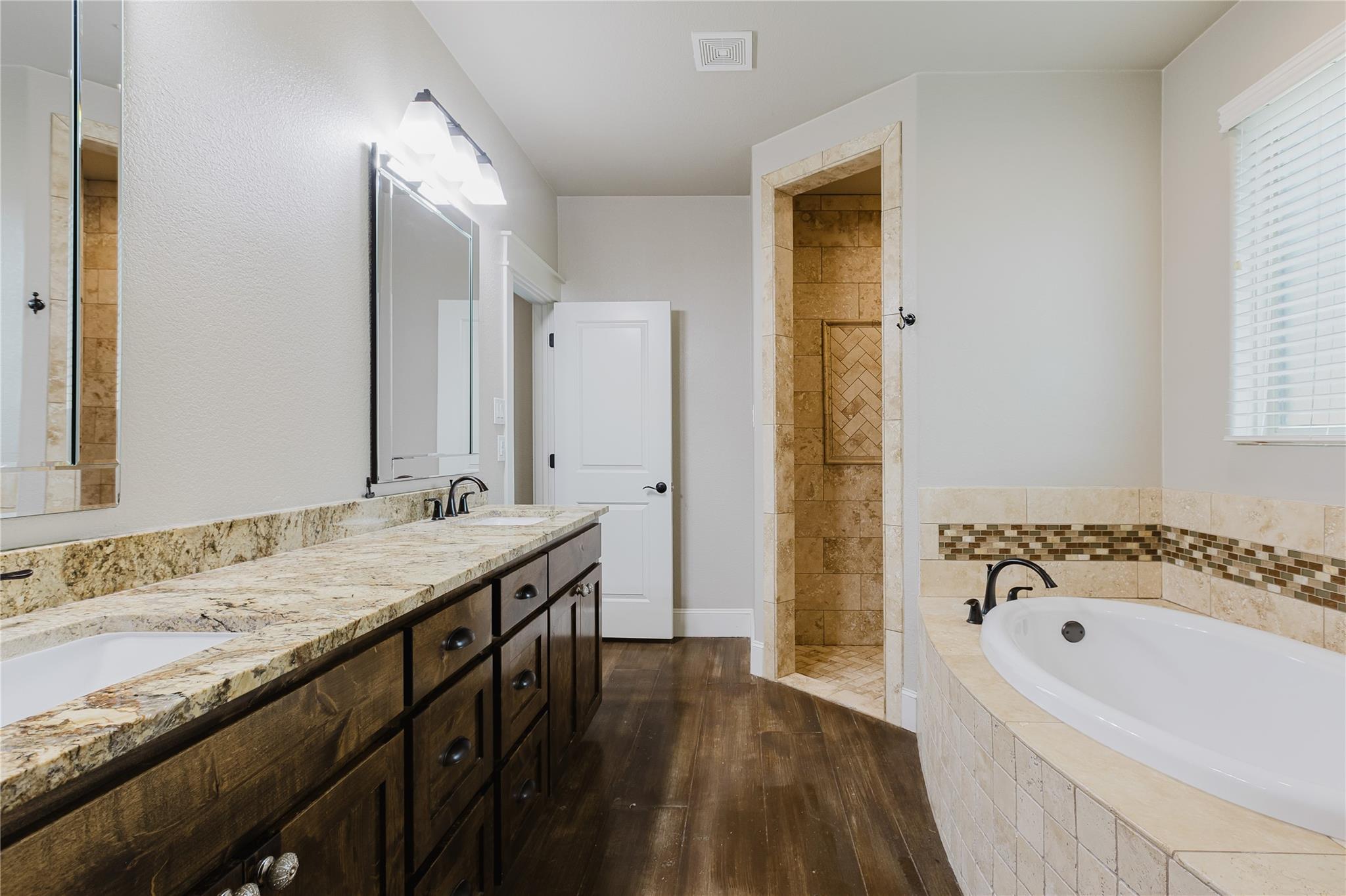 1102 Deer Xing, Salado, TX 76571