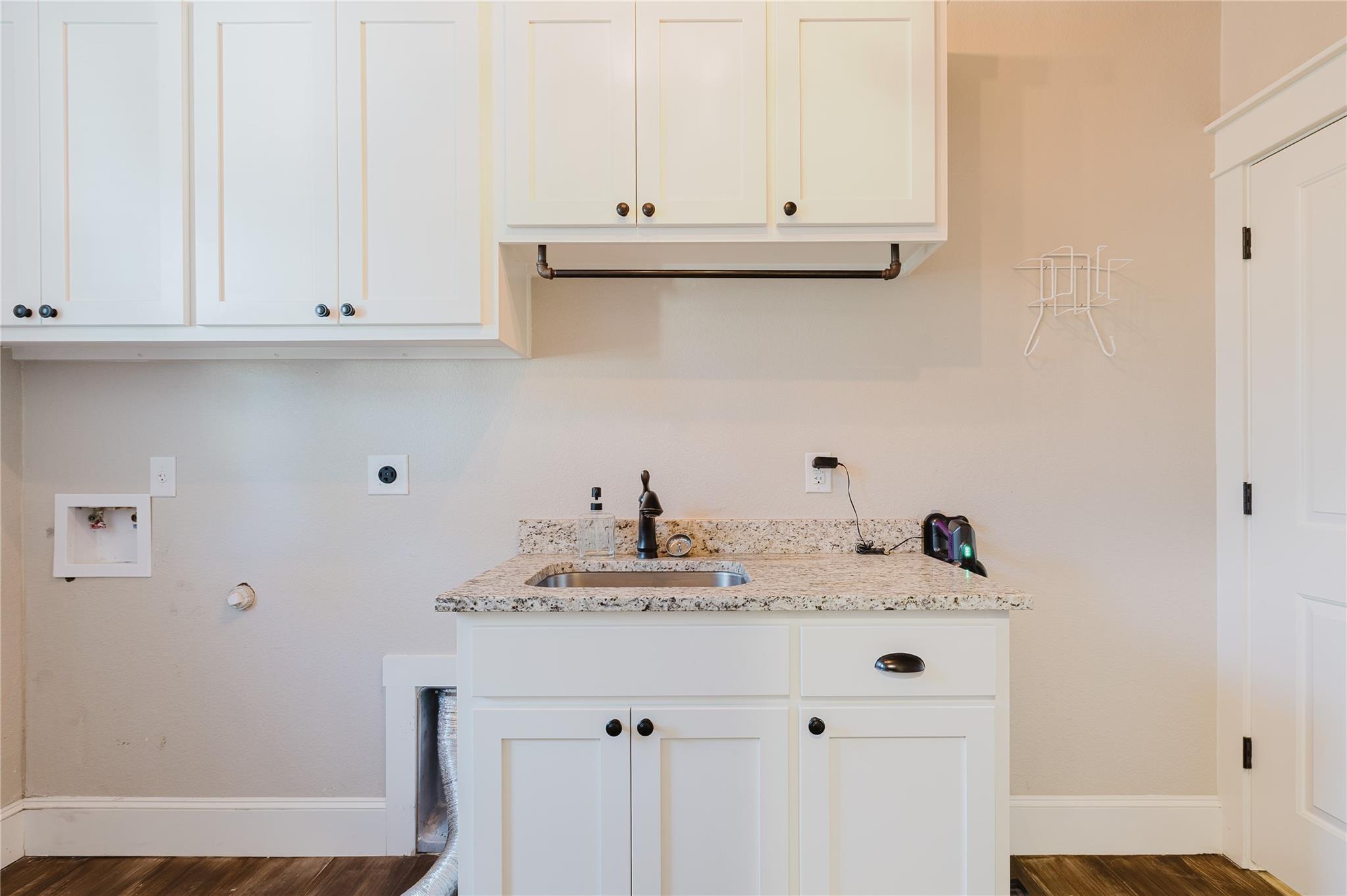 1102 Deer Xing, Salado, TX 76571