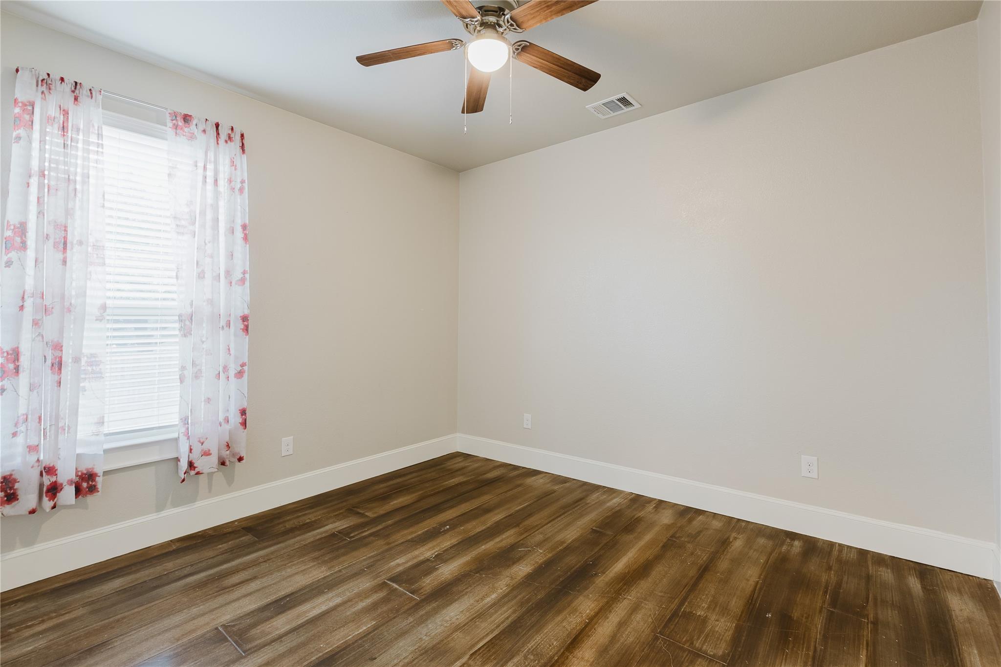 1102 Deer Xing, Salado, TX 76571