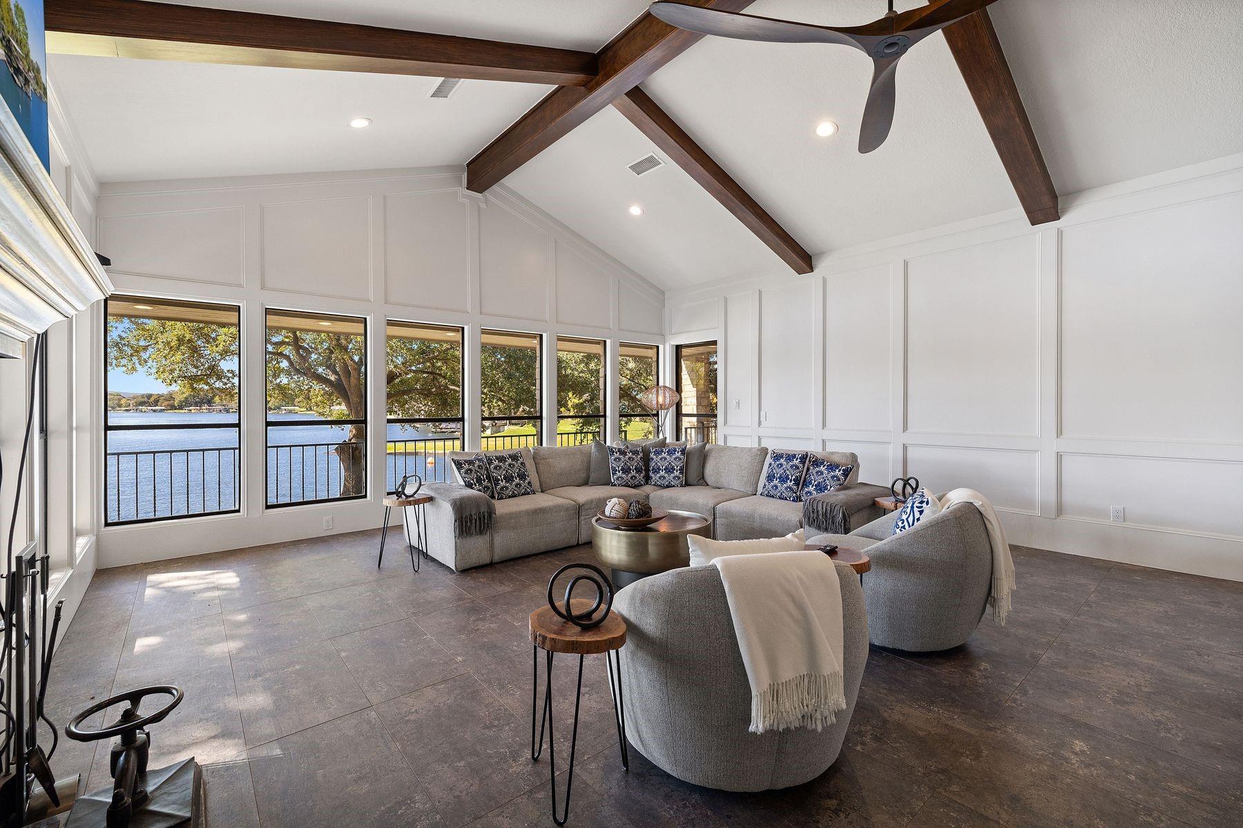 1880 Purple Sage Ln, Kingsland, TX 78639