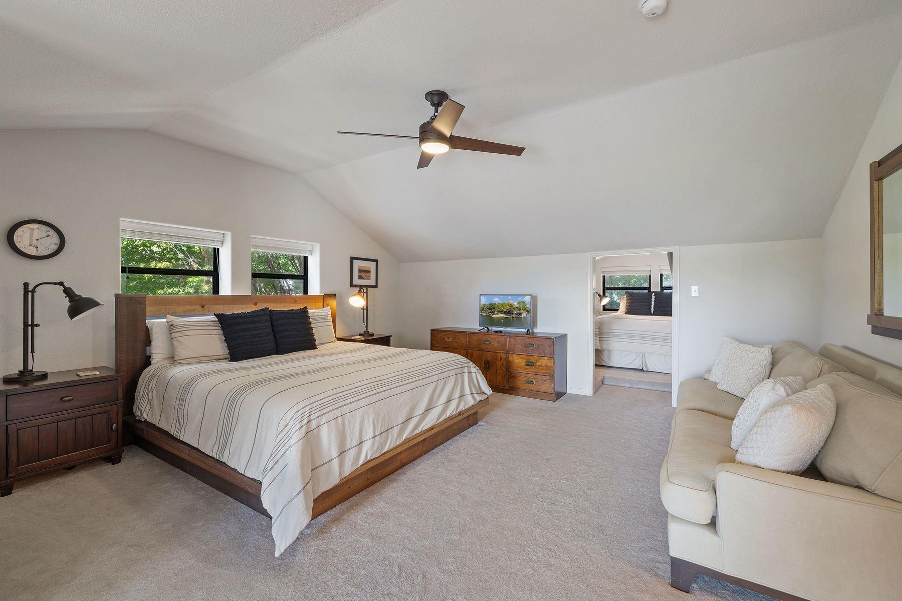 1880 Purple Sage Ln, Kingsland, TX 78639