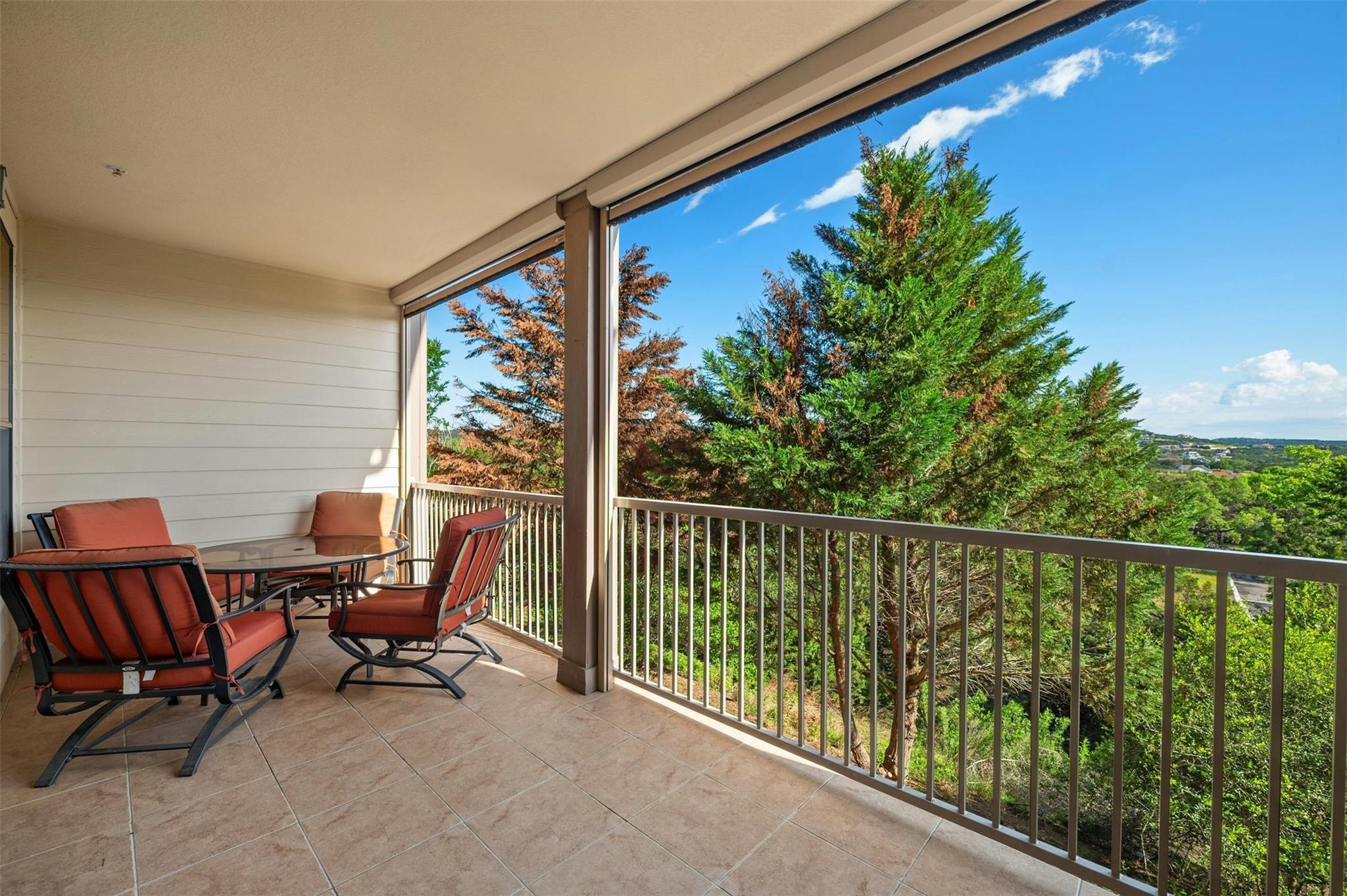 17800 Edgewood Way # 202, Jonestown, TX 78645