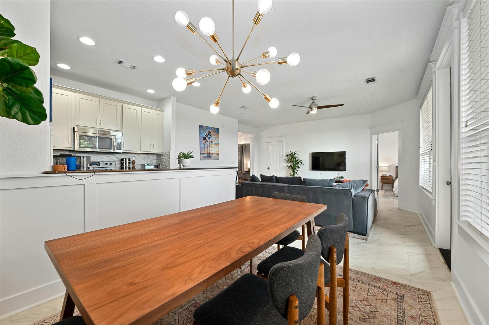 17800 Edgewood Way # 202, Jonestown, TX 78645