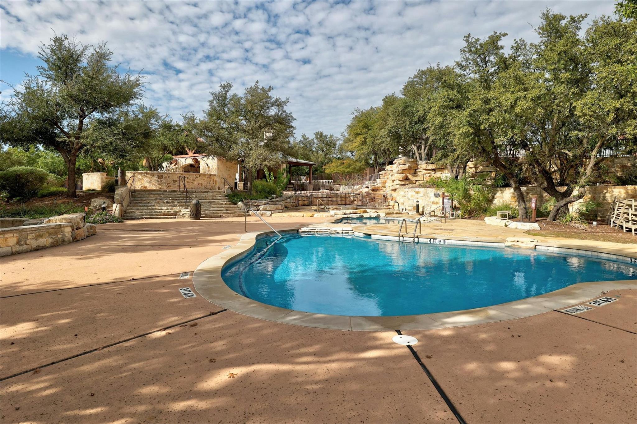 17800 Edgewood Way # 202, Jonestown, TX 78645