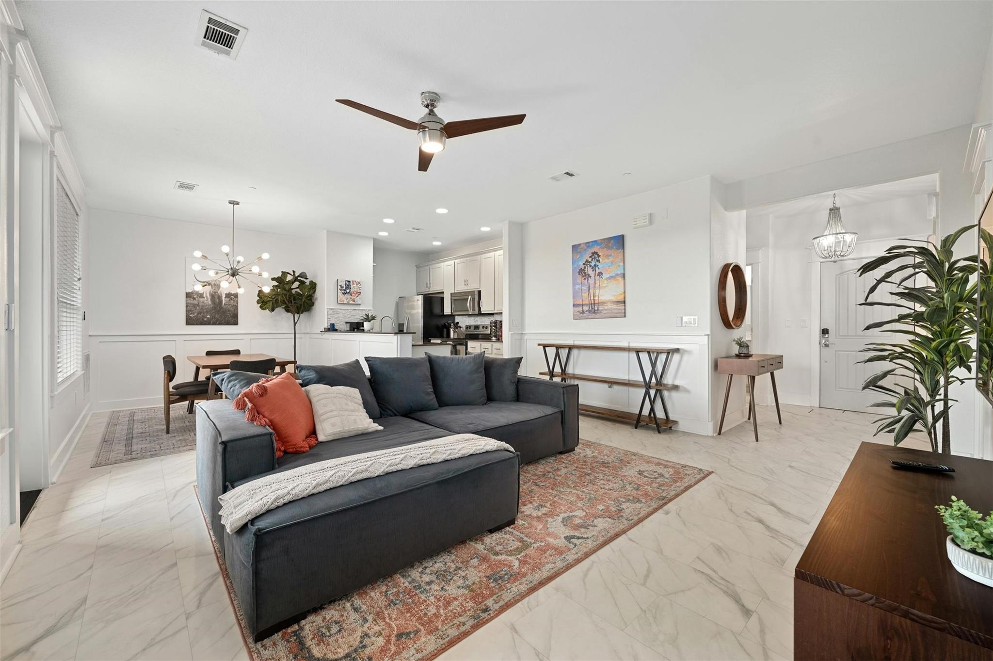 17800 Edgewood Way # 202, Jonestown, TX 78645