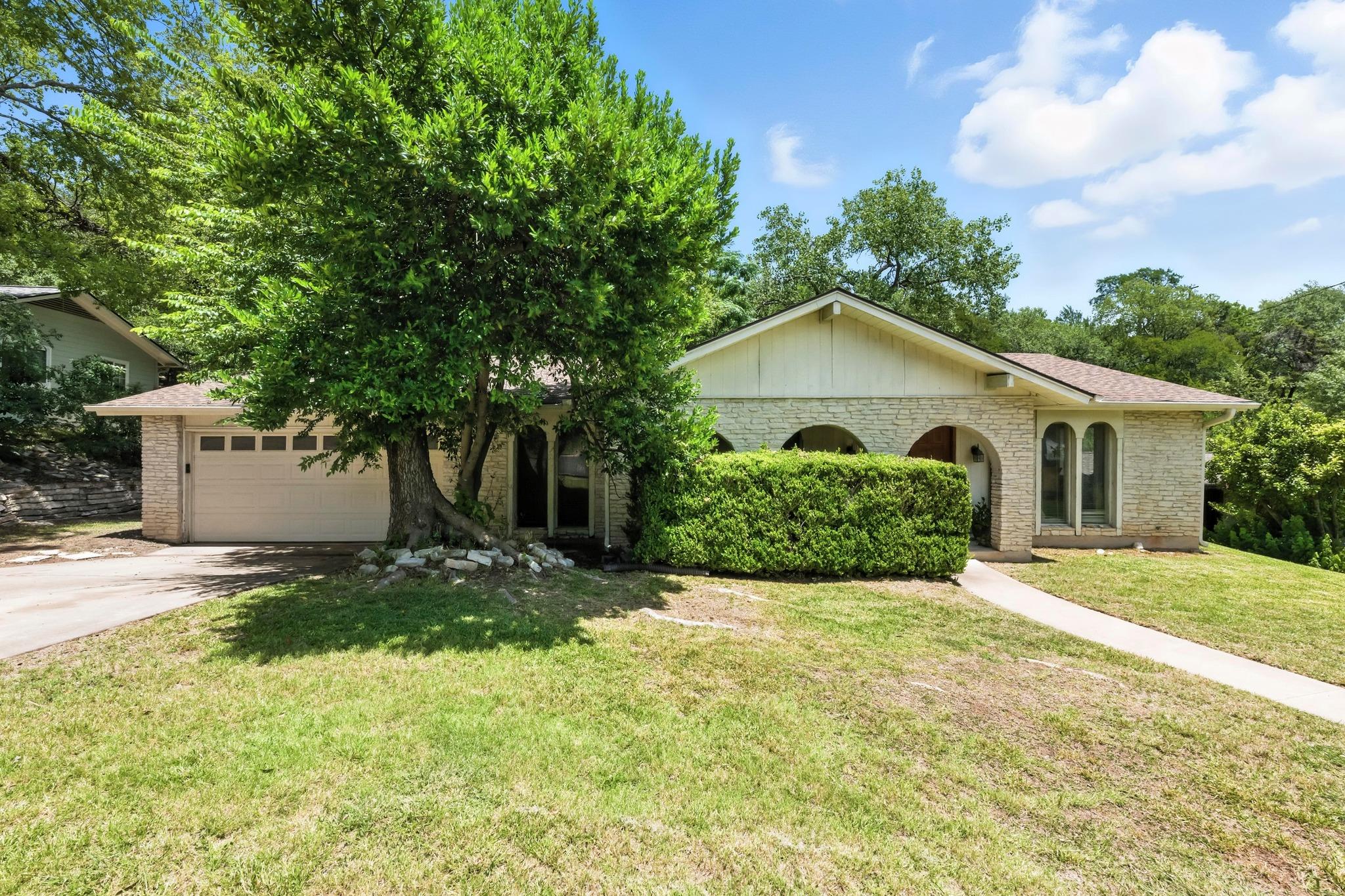 3916 Knollwood Dr, Austin, TX 78731