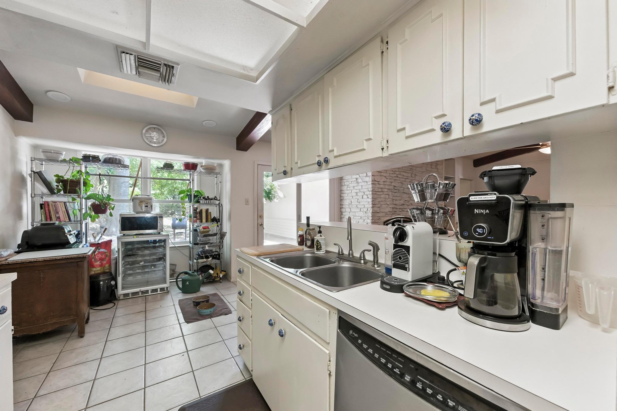3916 Knollwood Dr, Austin, TX 78731