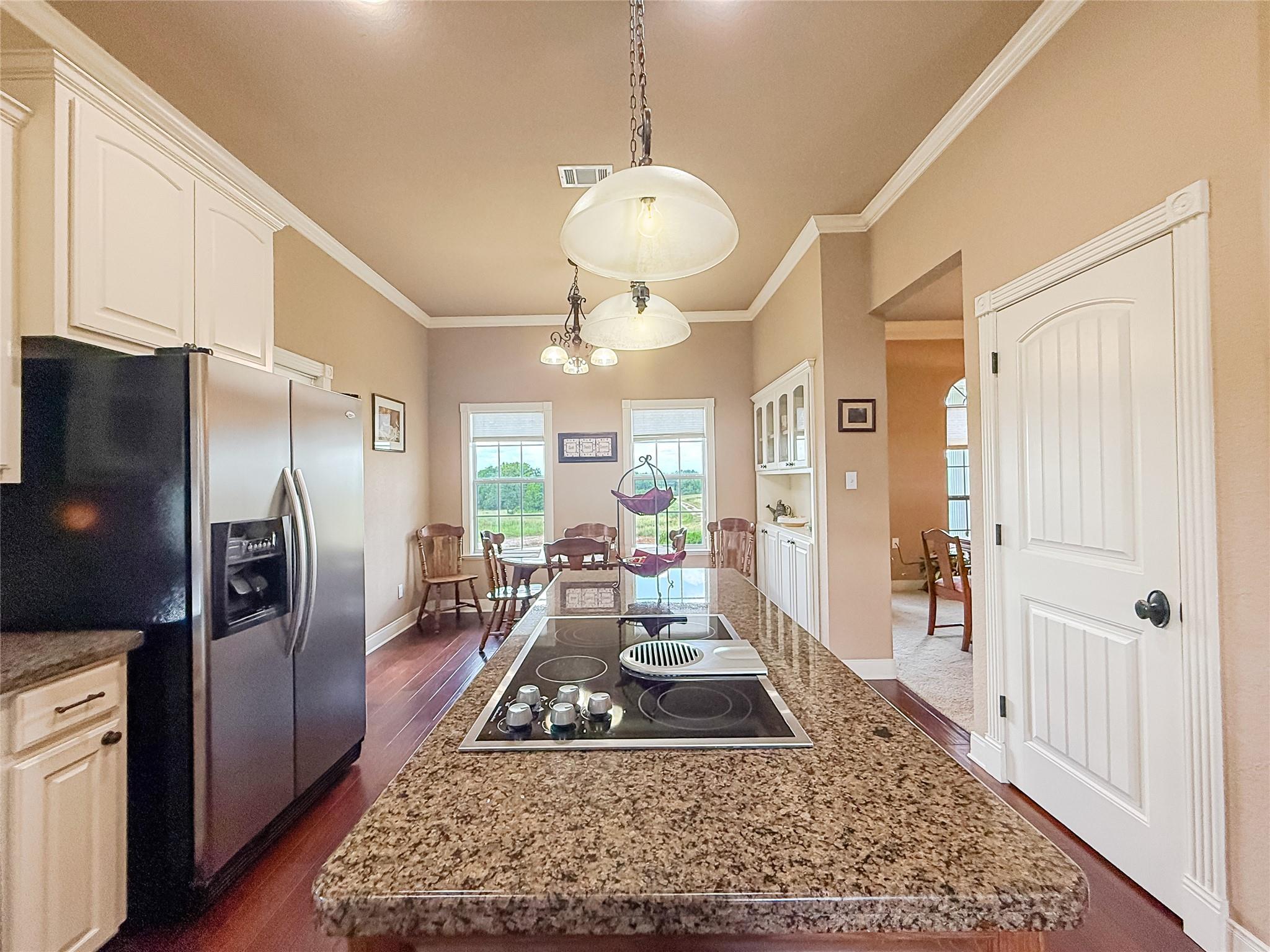 1611 W Fm 696, Lexington, TX 78947