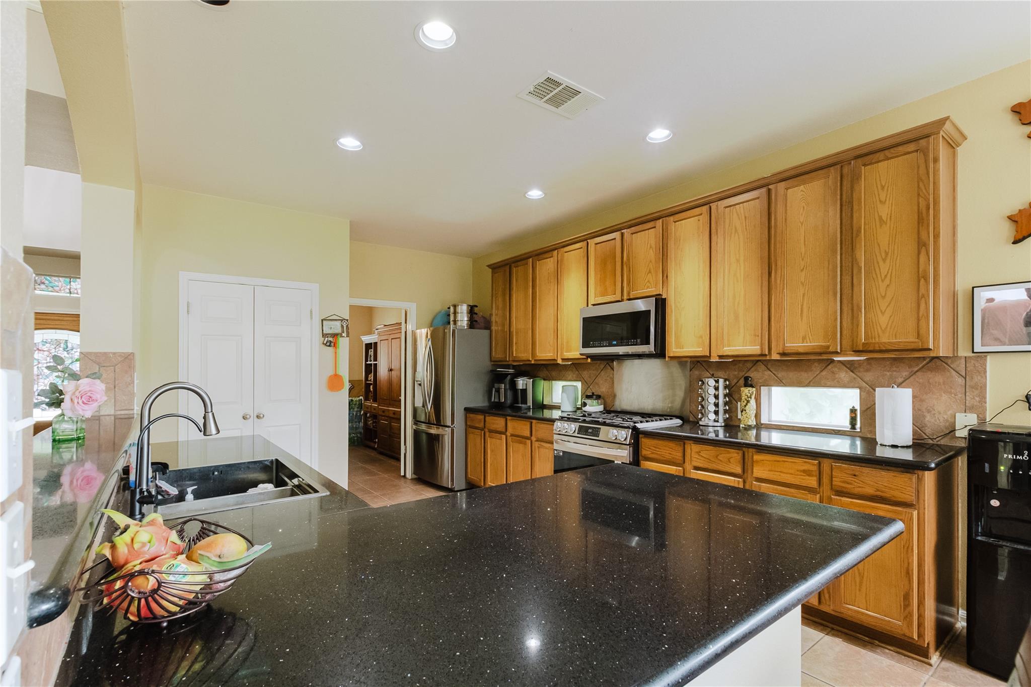 608 Stansted Manor Dr, Pflugerville, TX 78660