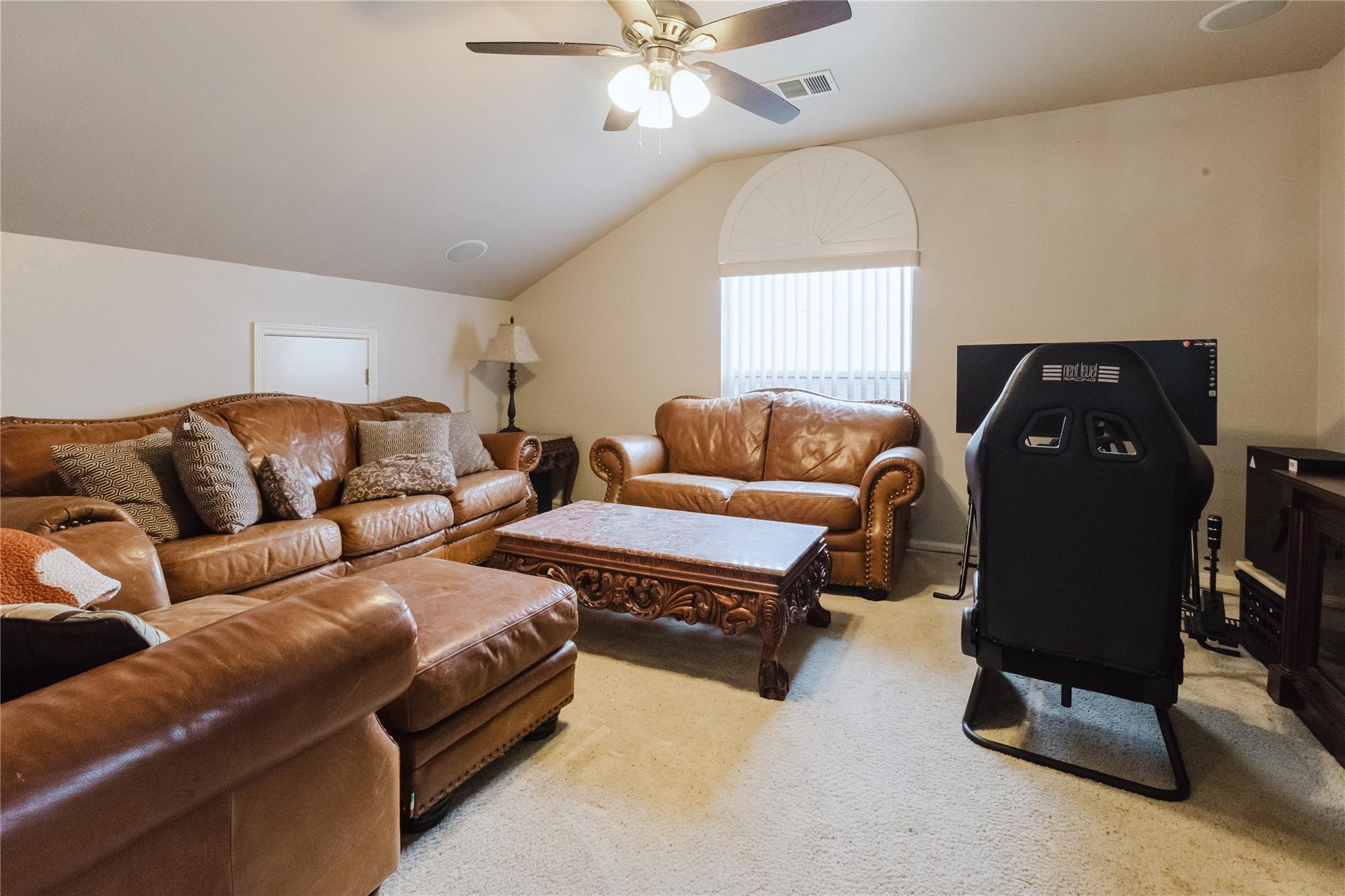 608 Stansted Manor Dr, Pflugerville, TX 78660