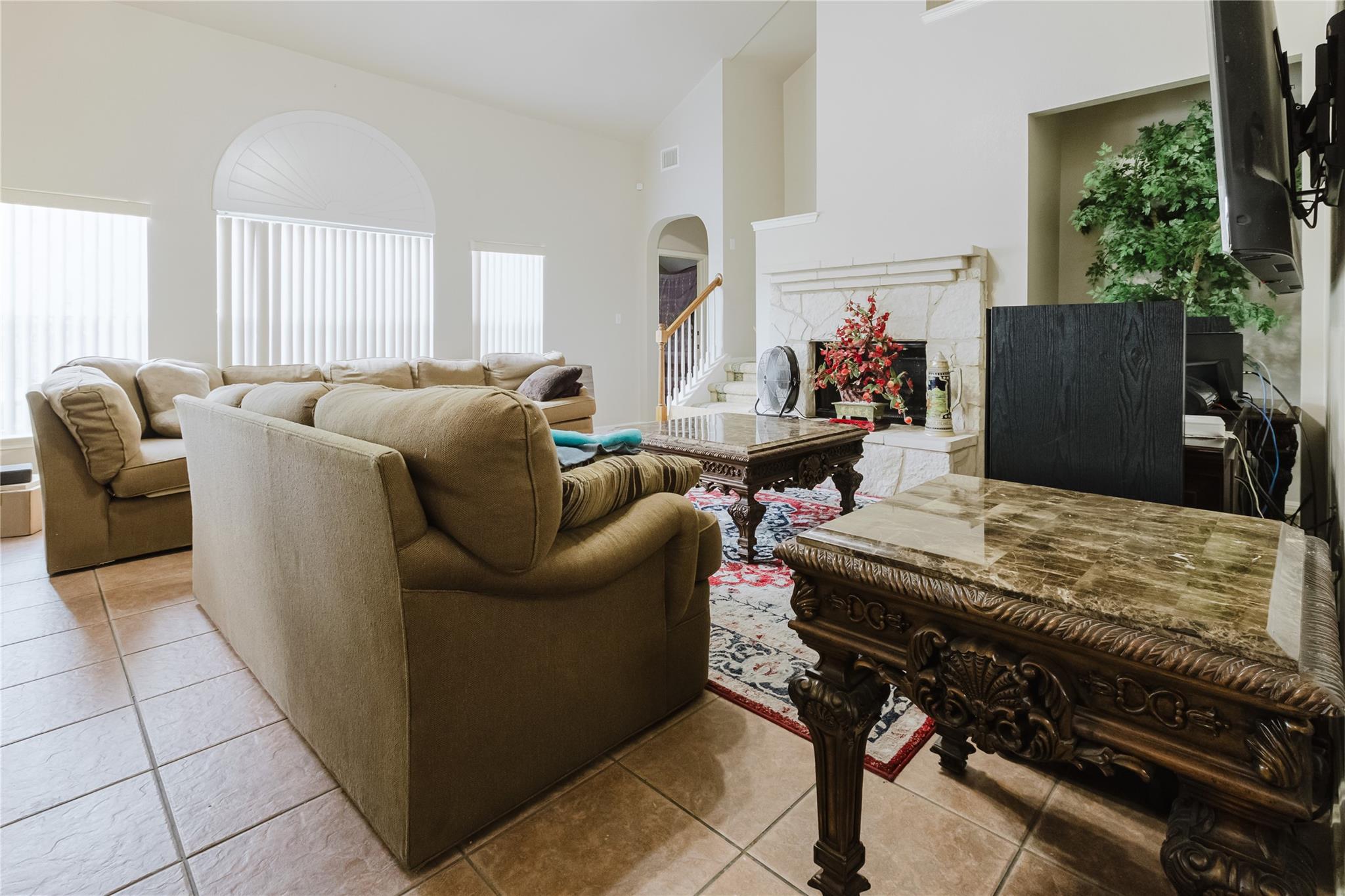 608 Stansted Manor Dr, Pflugerville, TX 78660