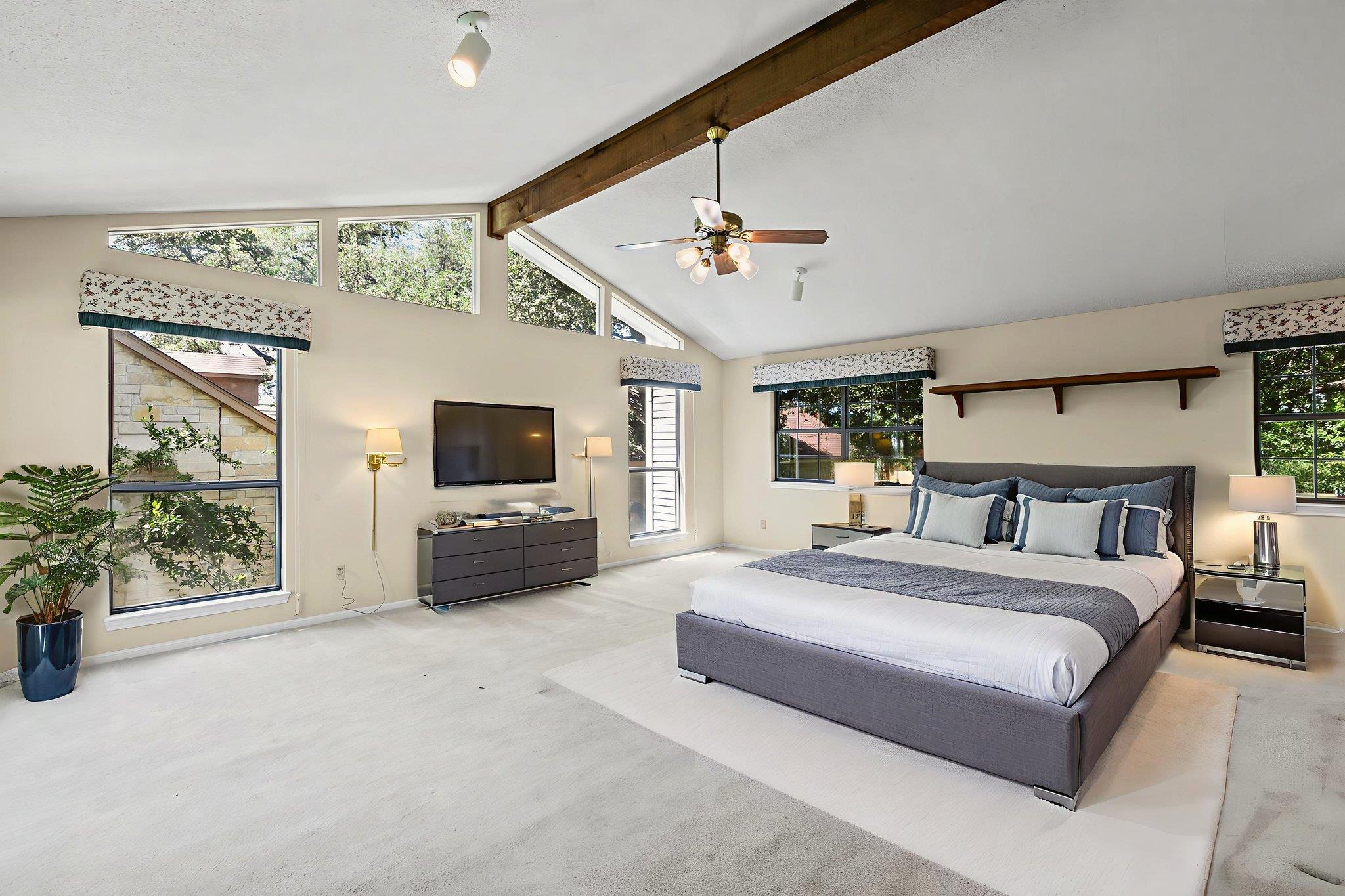 415 Dasher Dr, Lakeway, TX 78734