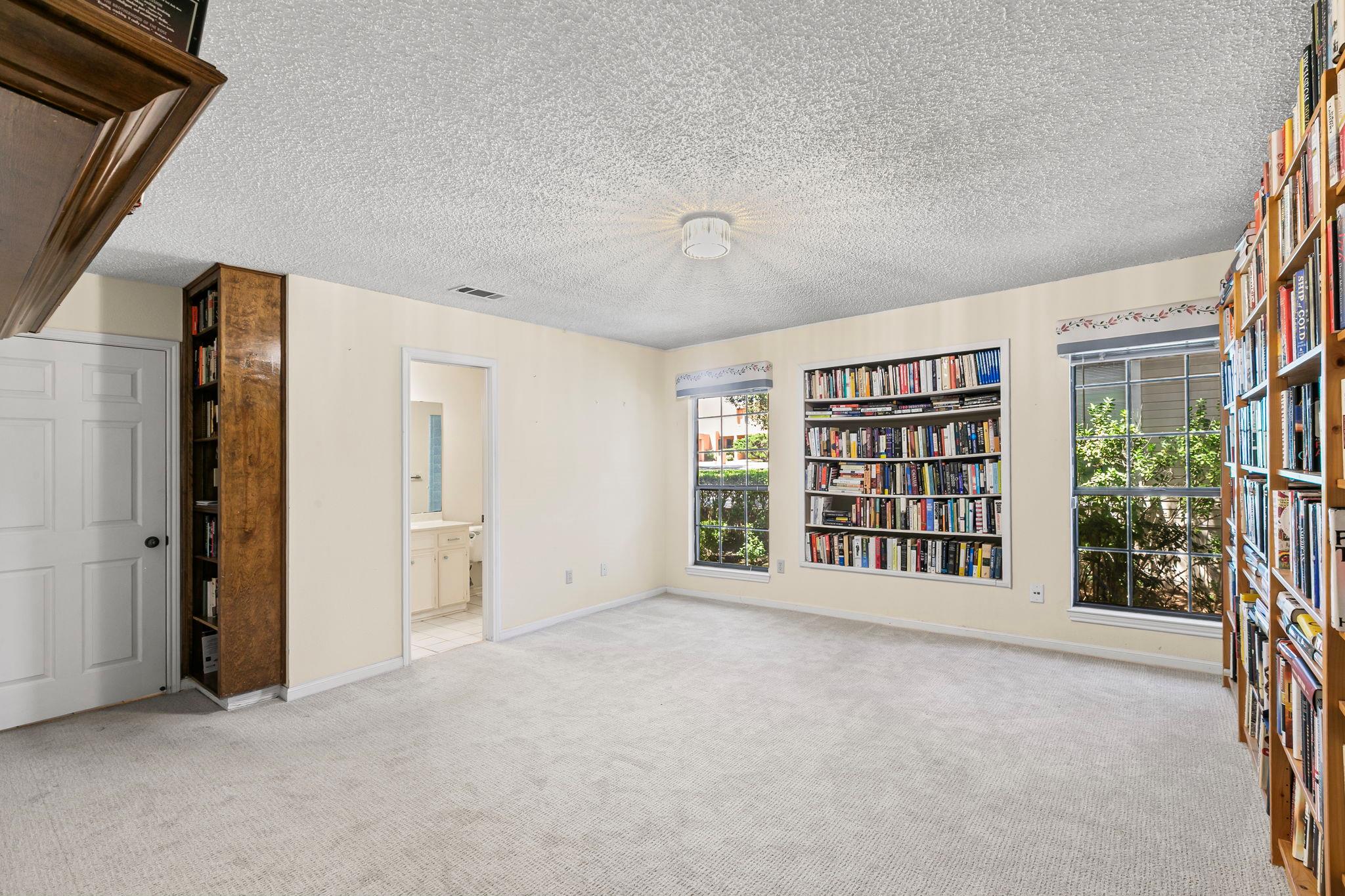 415 Dasher Dr, Lakeway, TX 78734