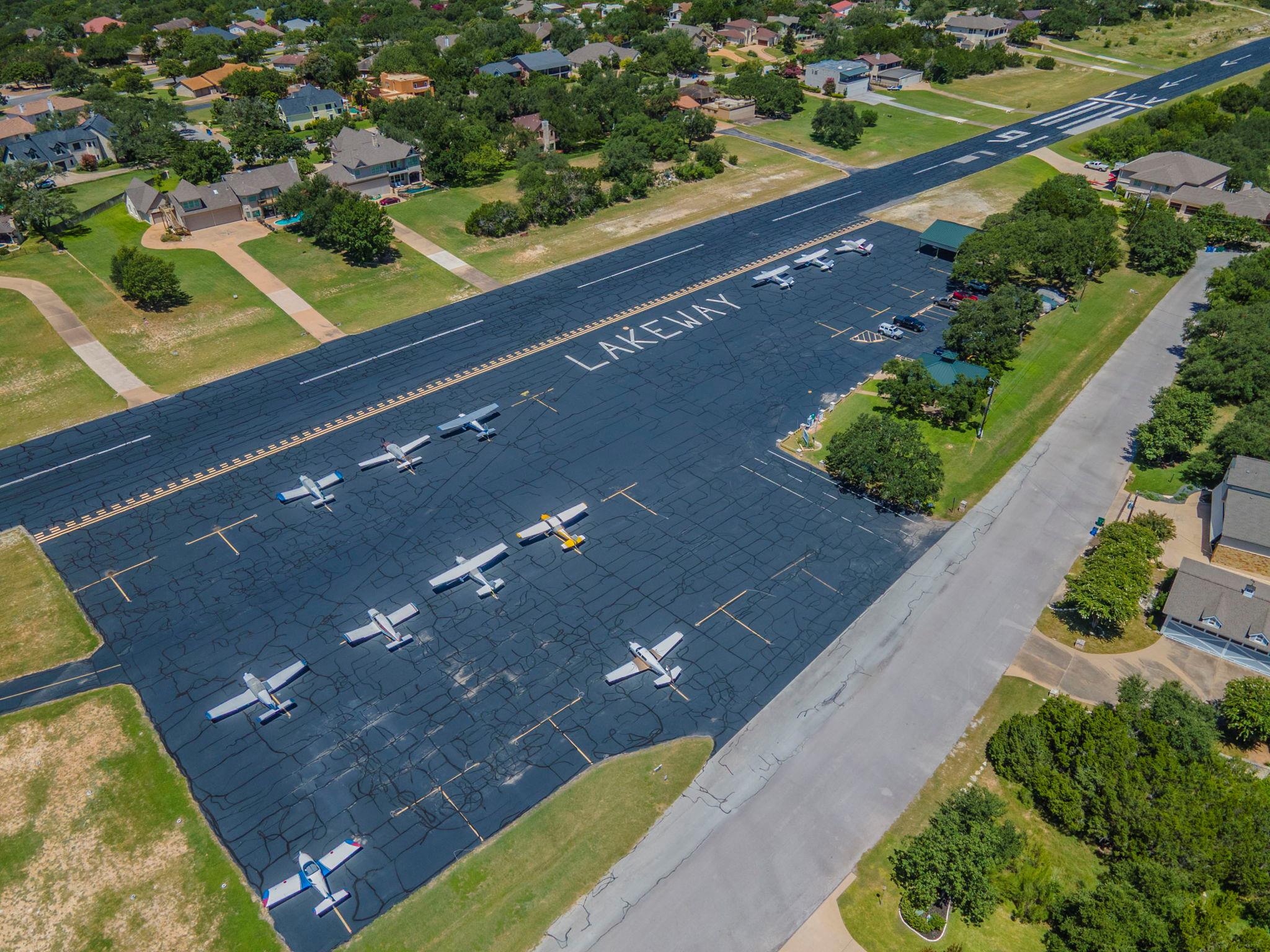 415 Dasher Dr, Lakeway, TX 78734