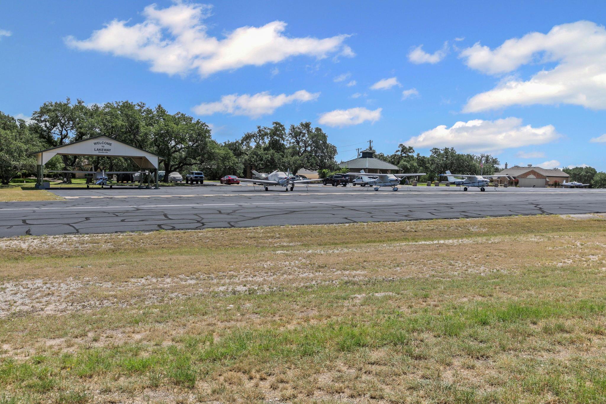 415 Dasher Dr, Lakeway, TX 78734