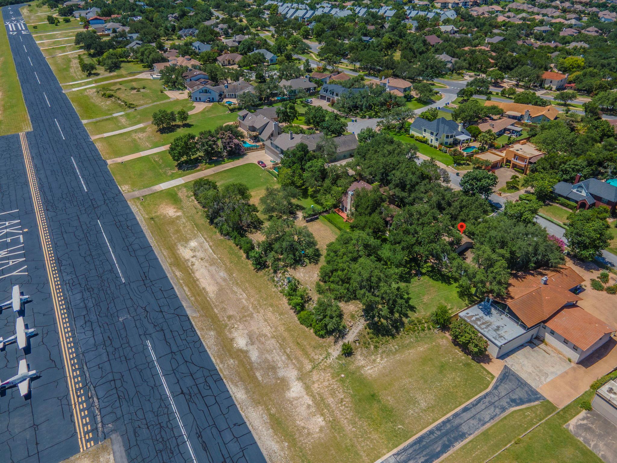 415 Dasher Dr, Lakeway, TX 78734