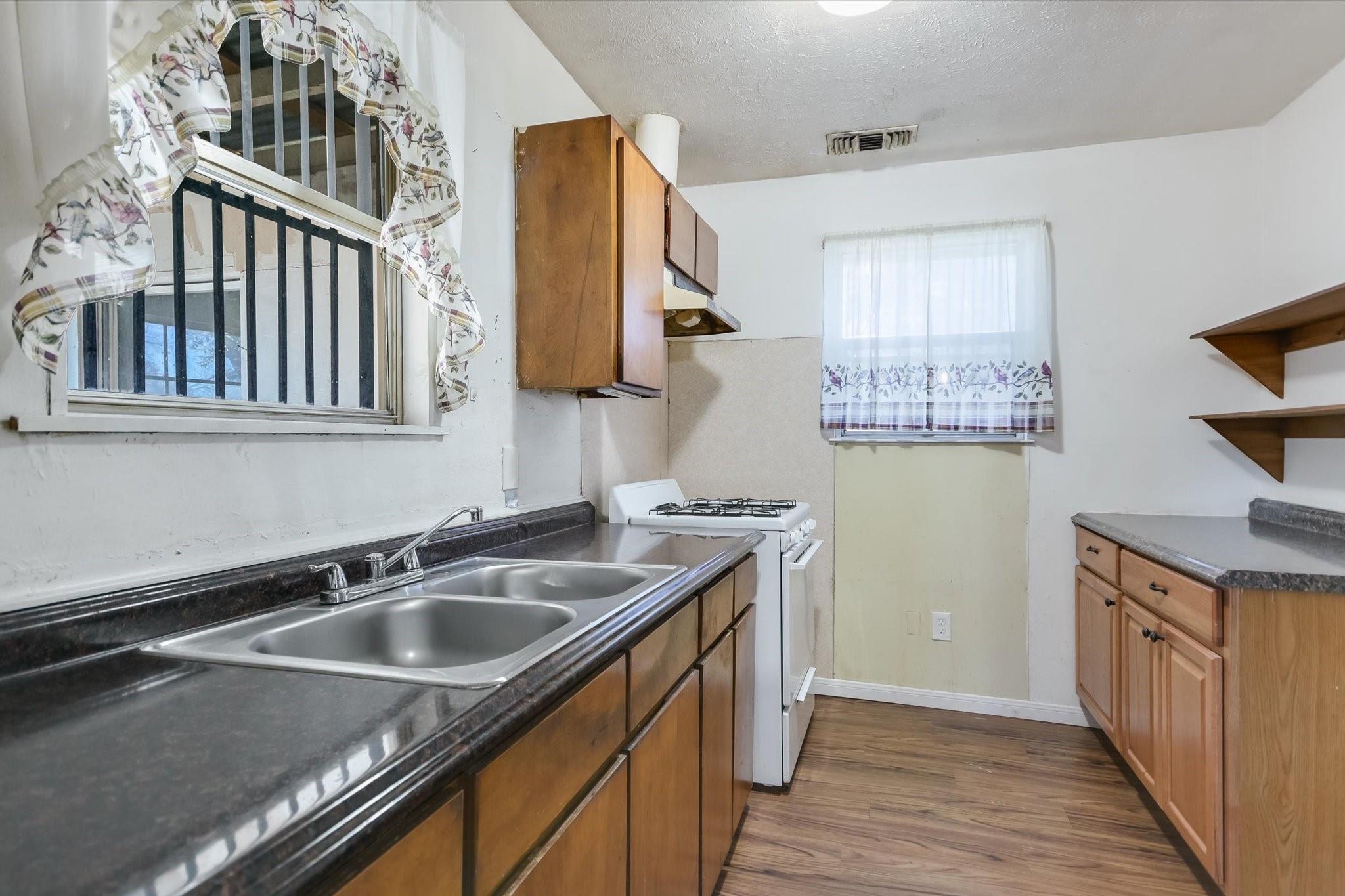 405 Montopolis Dr, Austin, TX 78741