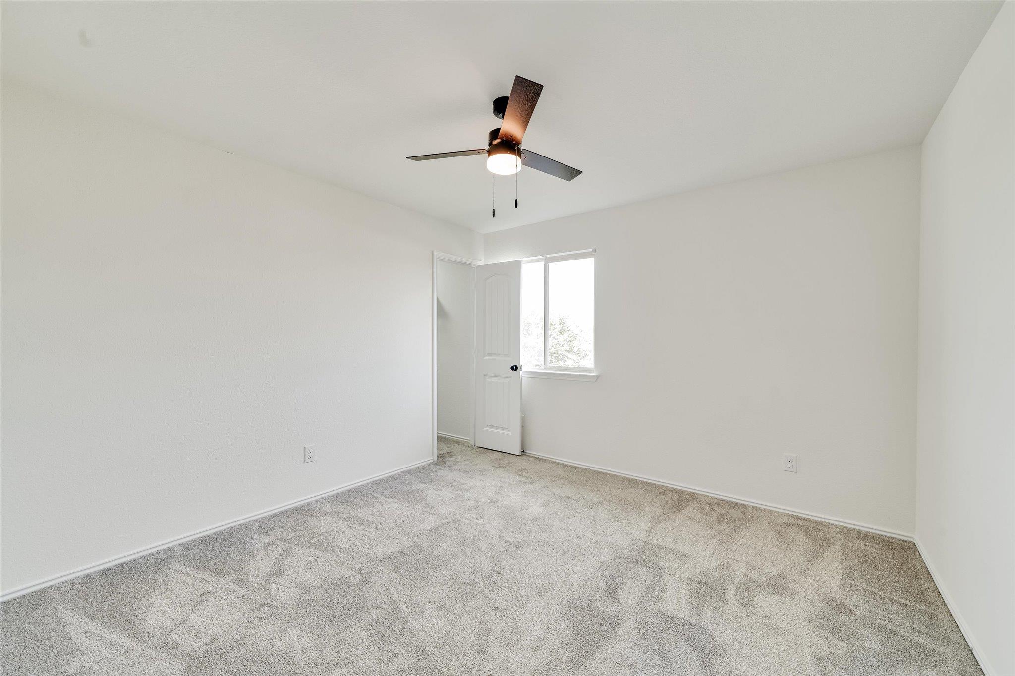 1109 Ibis Falls Loop, Jarrell, TX 76537