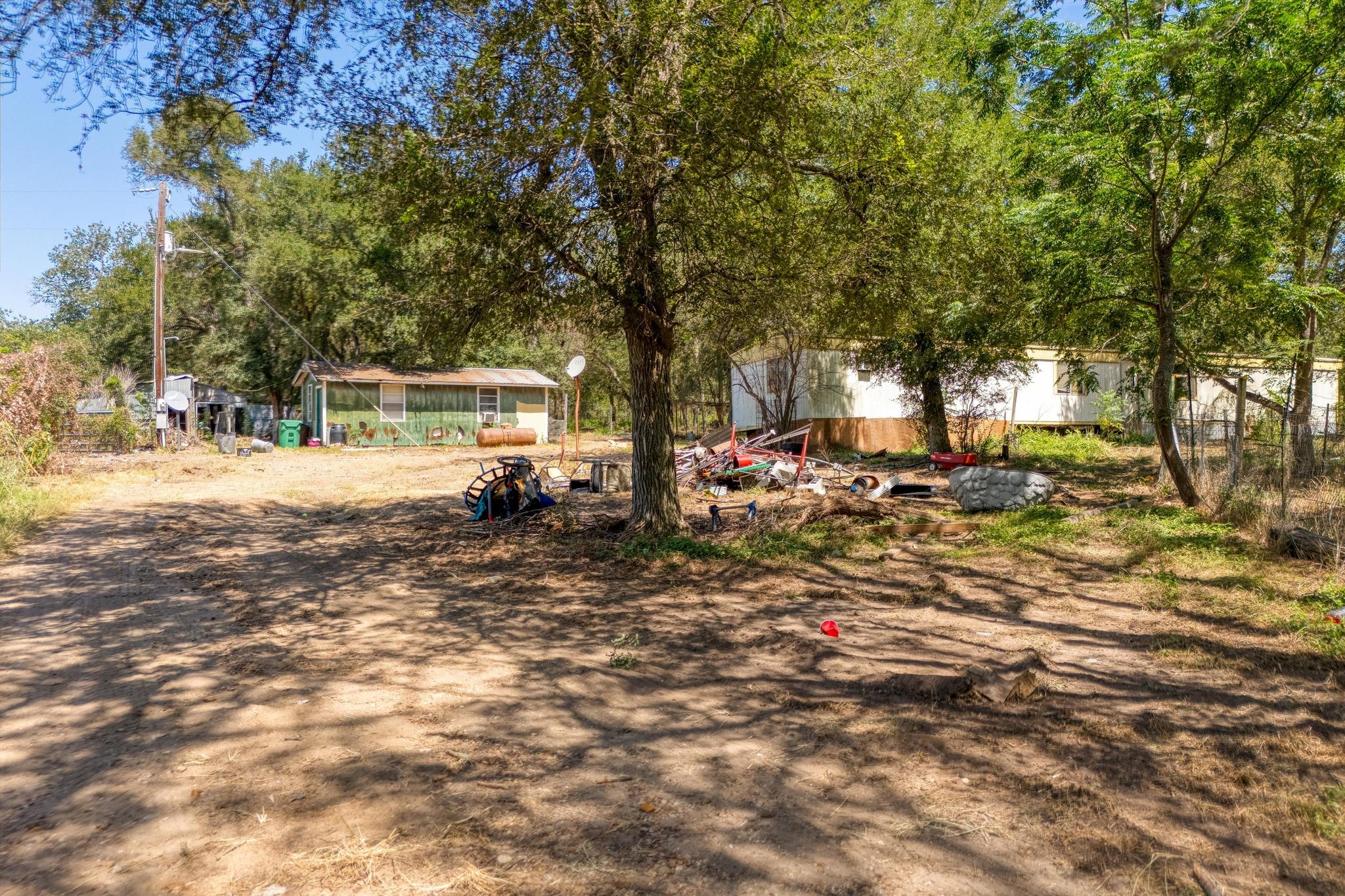 1300 S Webberwood Way, Elgin, TX 78621