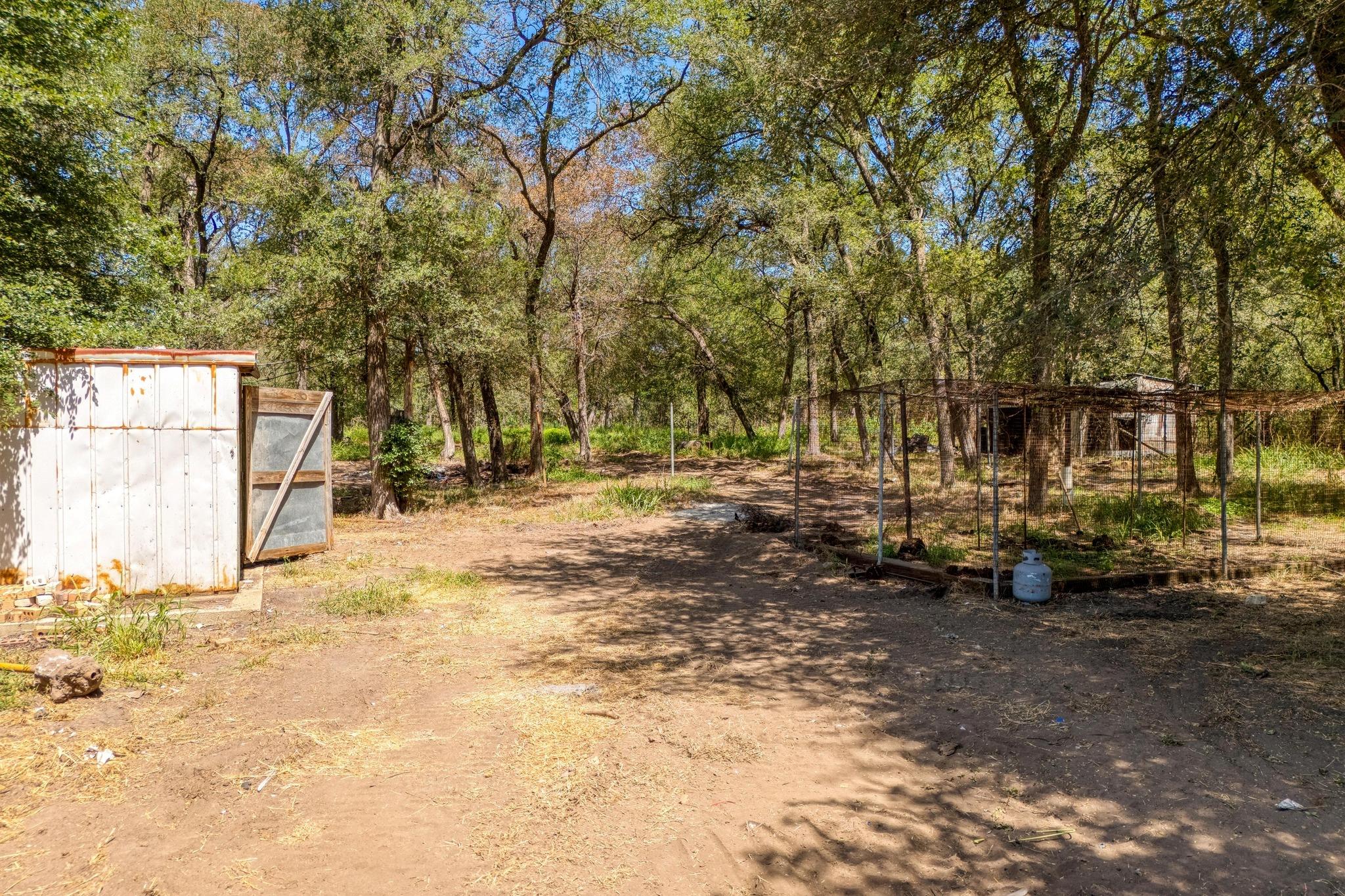 1300 S Webberwood Way, Elgin, TX 78621