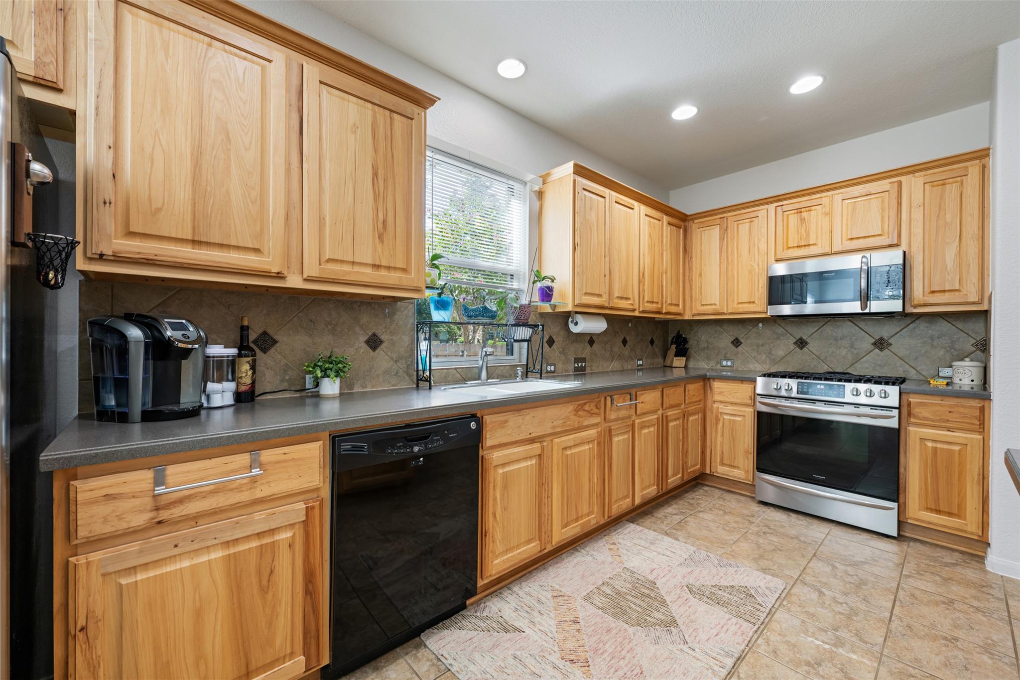 3811 Longhorn Acres St, Cedar Park, TX 78613