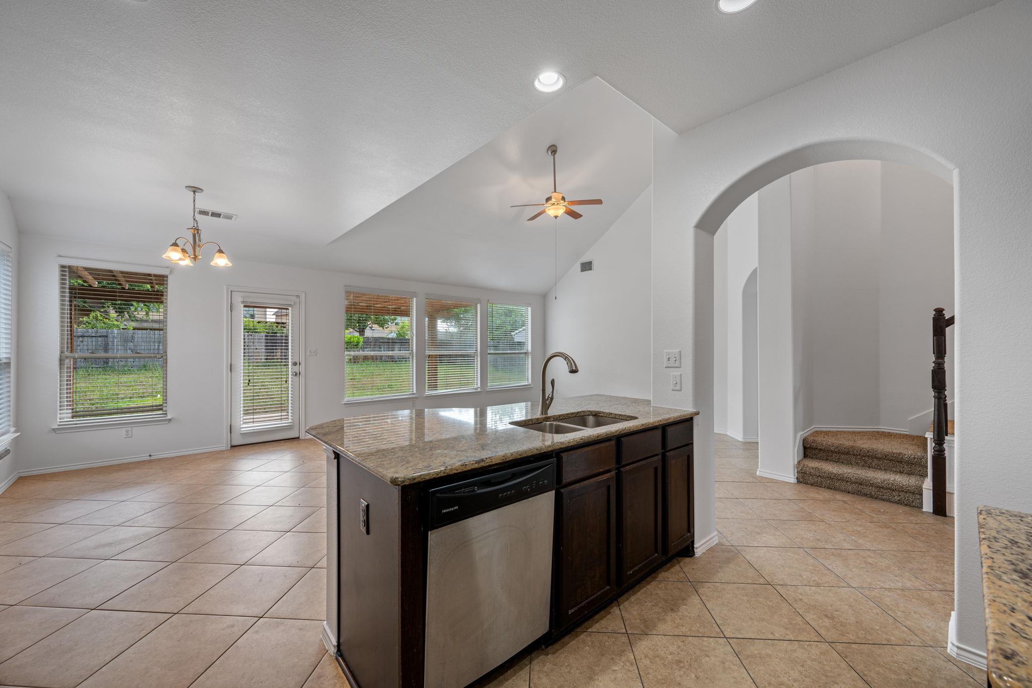 188 Rock Vista Run, Austin, TX 78737