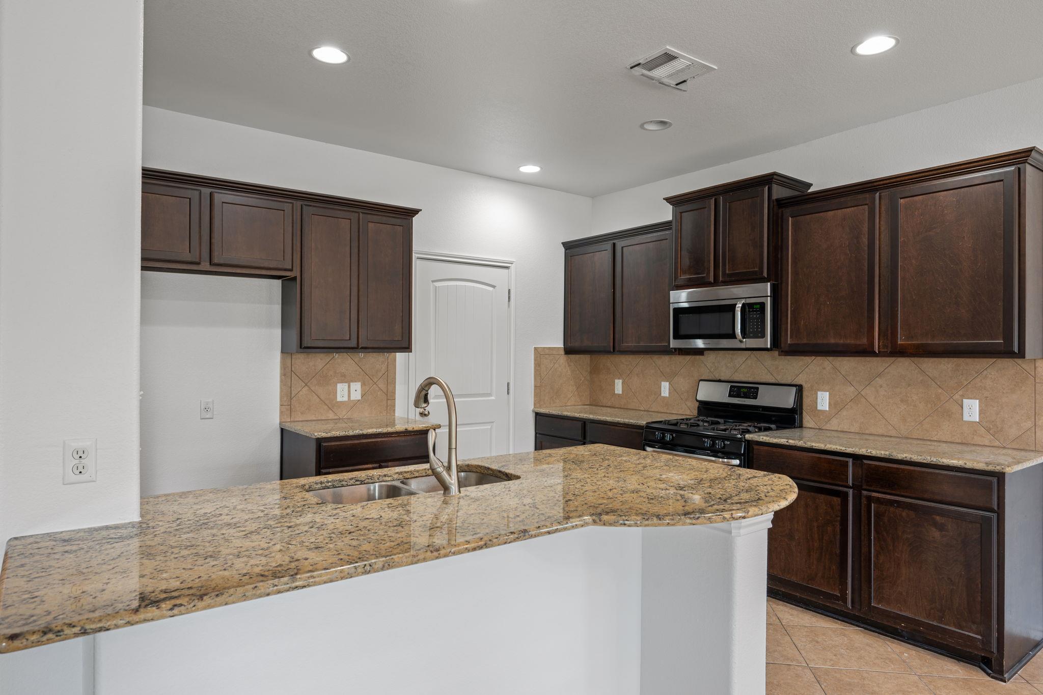 188 Rock Vista Run, Austin, TX 78737
