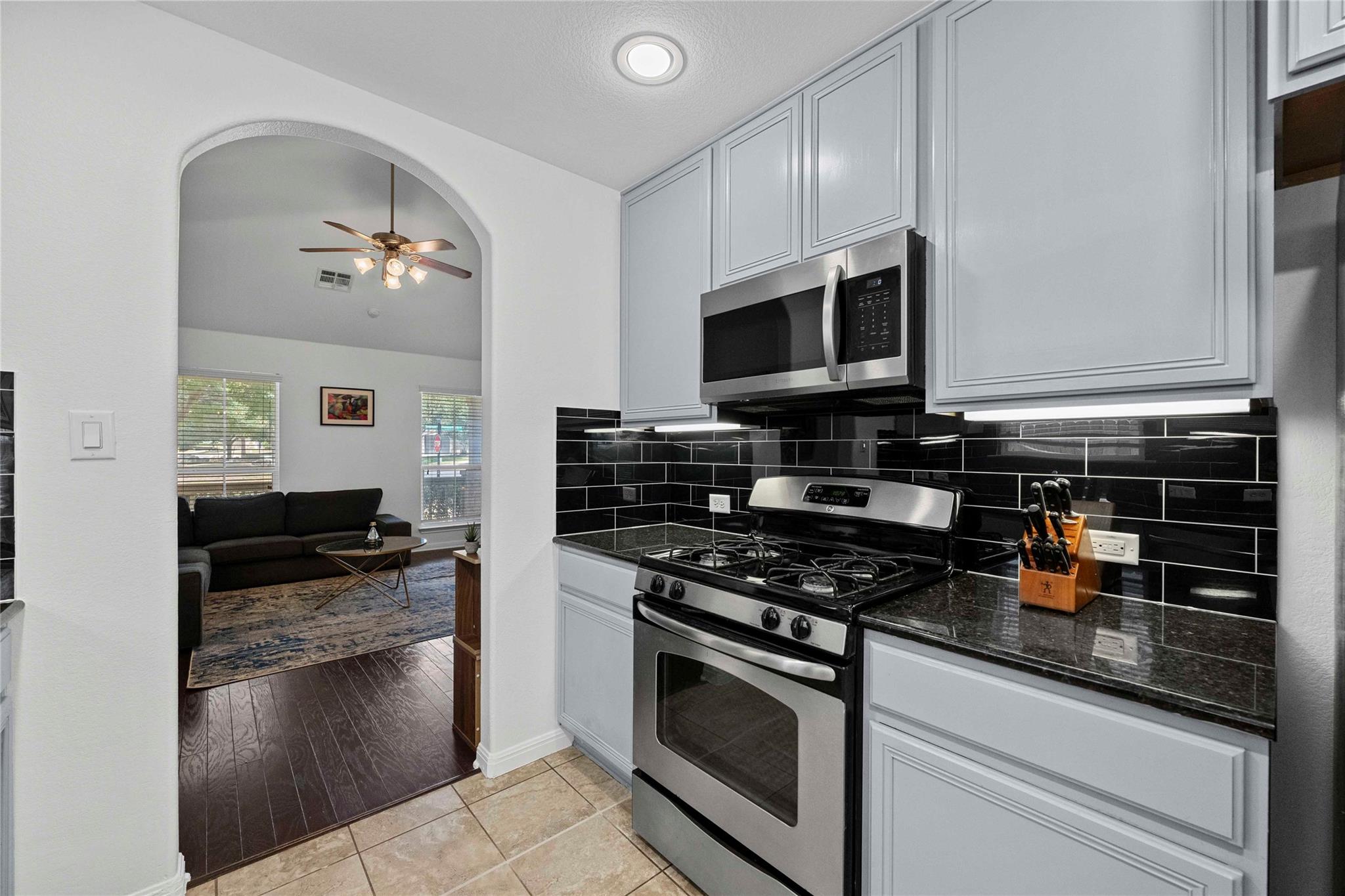 1601 Pepperbark Ln # 125, Austin, TX 78748