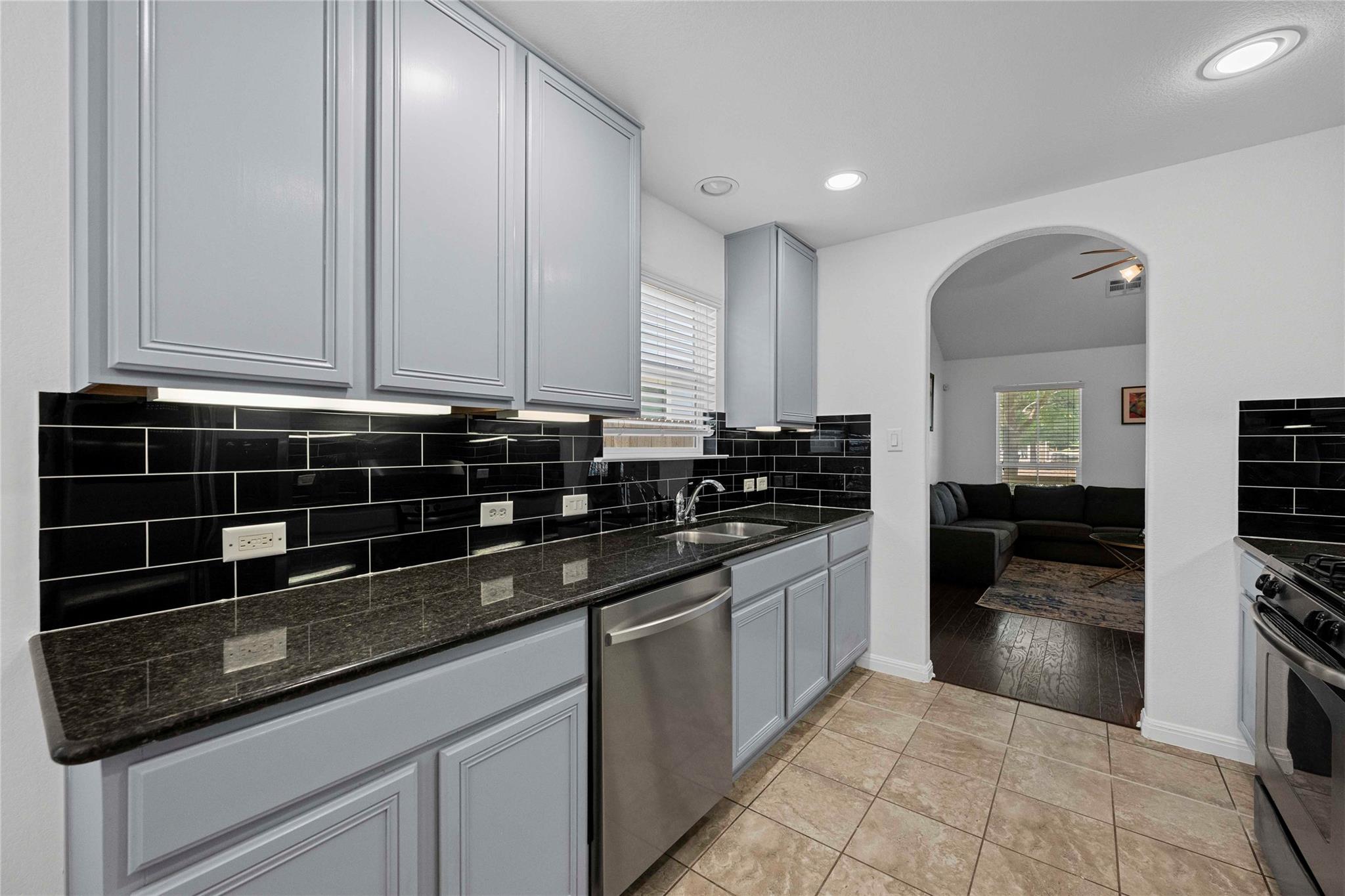 1601 Pepperbark Ln # 125, Austin, TX 78748