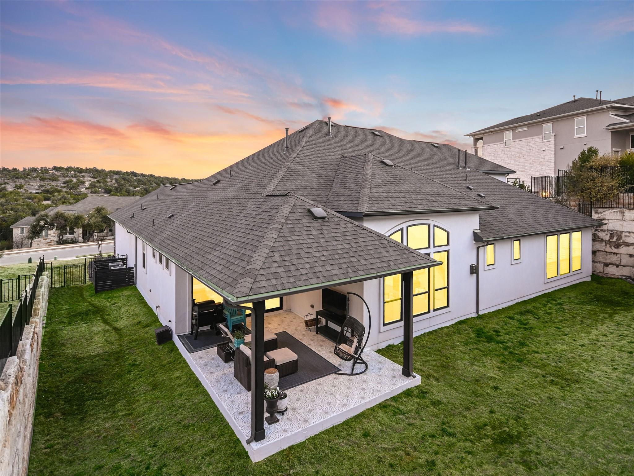 308 Lodestone Ln, Austin, TX 78738