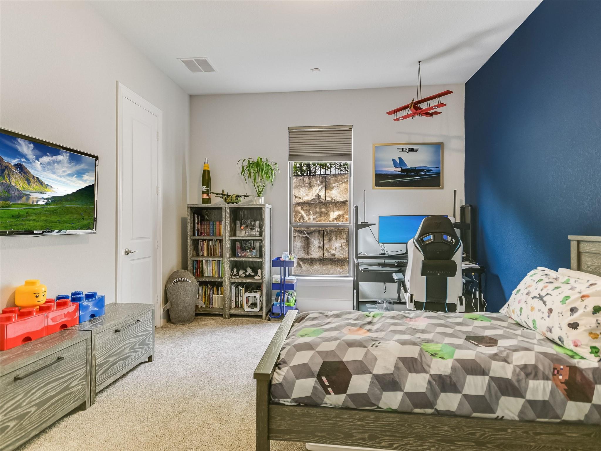 308 Lodestone Ln, Austin, TX 78738