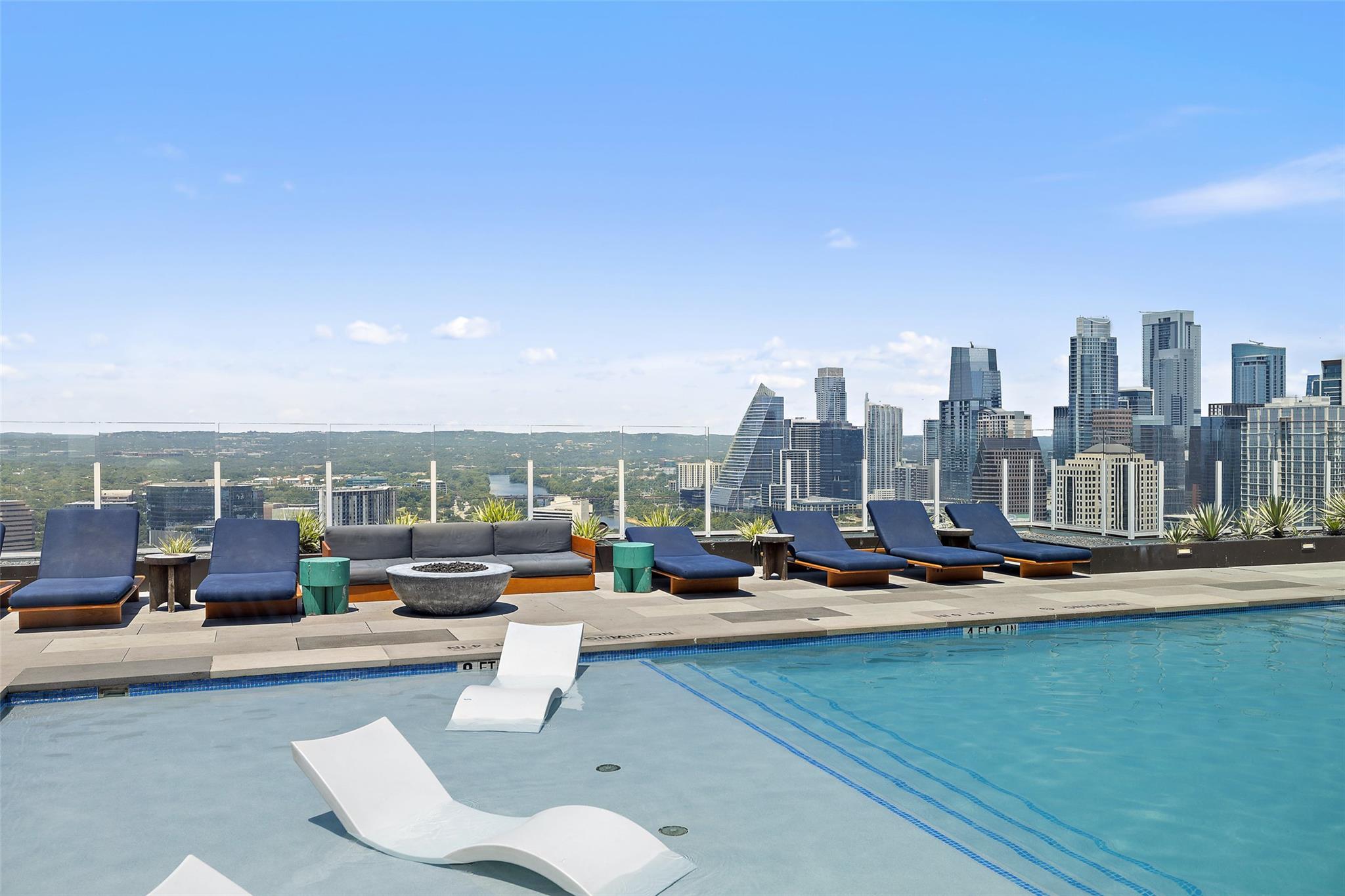 48 East Ave # 2201, Austin, TX 78701