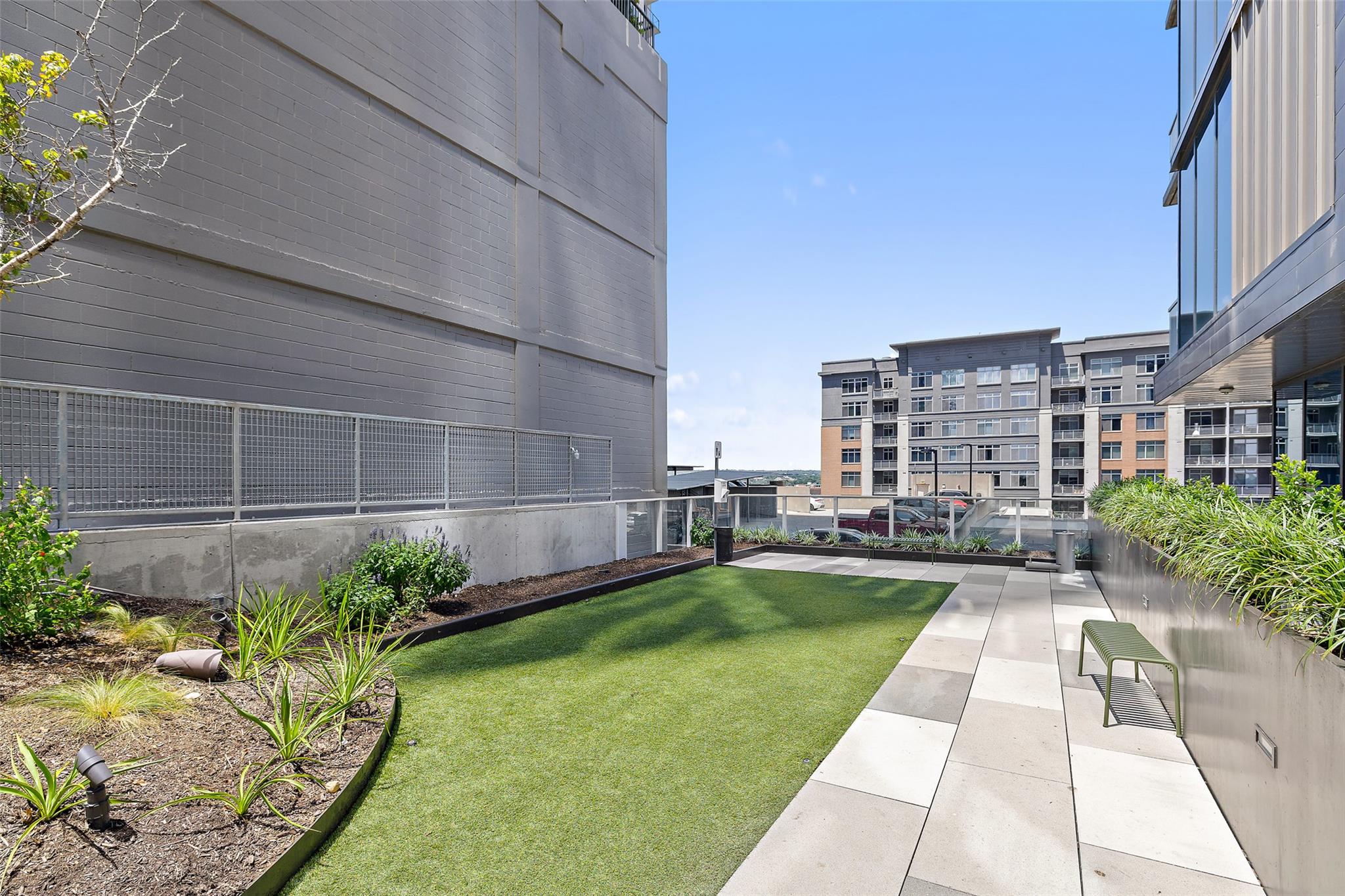 48 East Ave # 2201, Austin, TX 78701