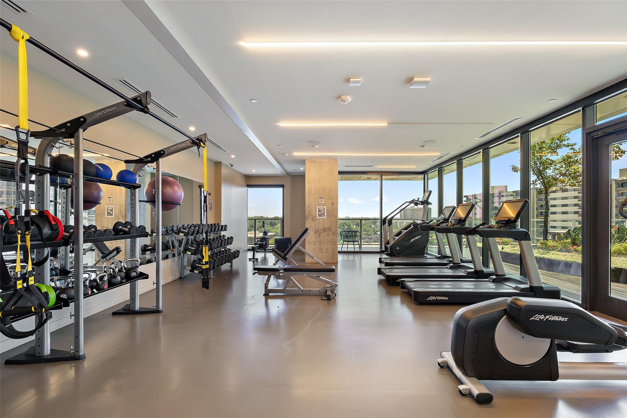 48 East Ave # 2201, Austin, TX 78701