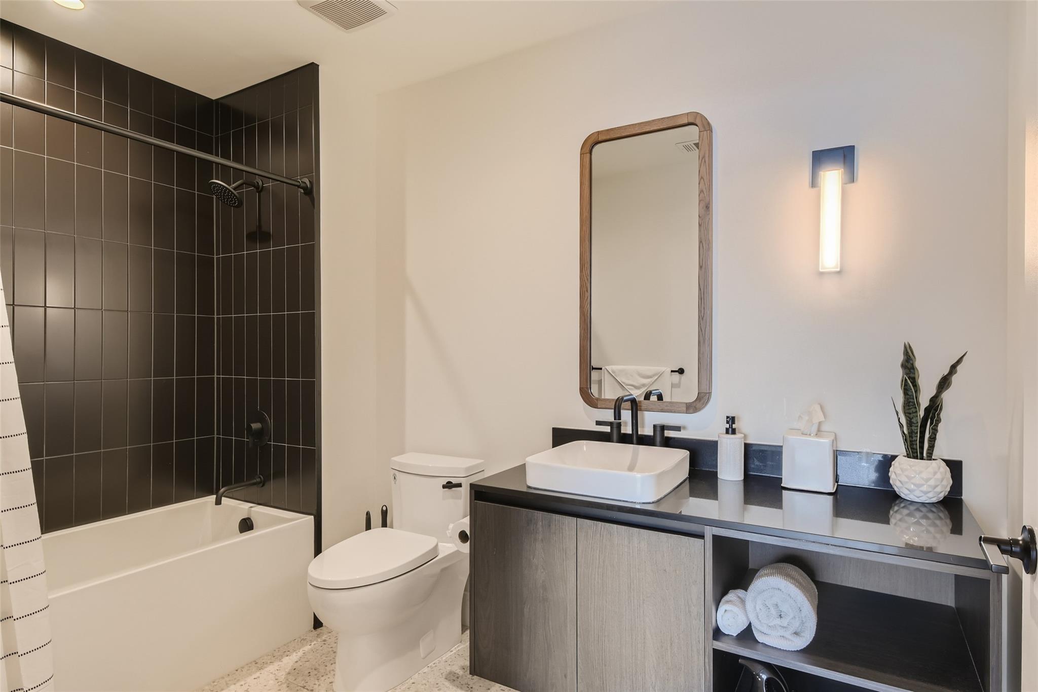 48 East Ave # 2201, Austin, TX 78701