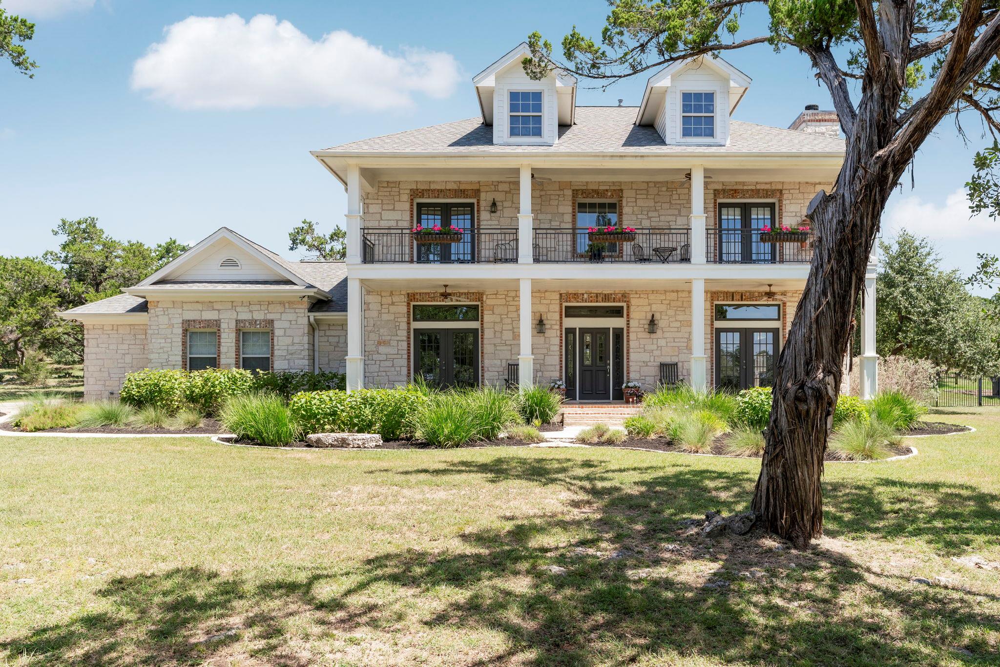2442 La Ventana Pkwy, Driftwood, TX 78619