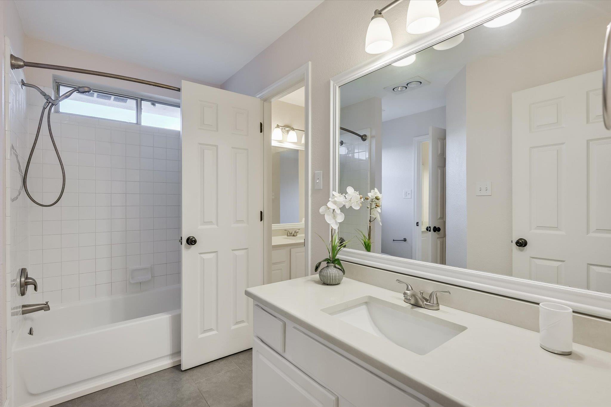 7018 Avignon Dr, Round Rock, TX 78681