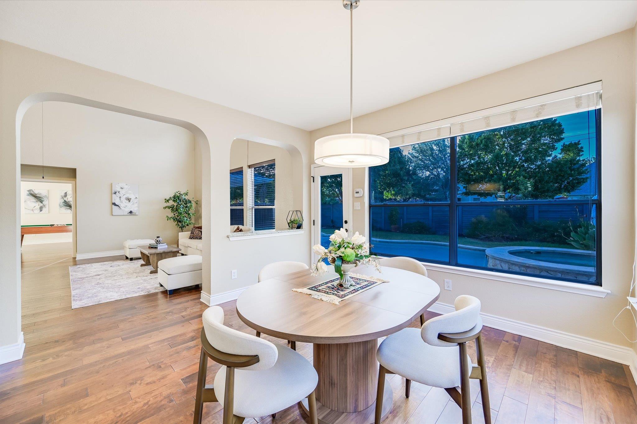 7018 Avignon Dr, Round Rock, TX 78681