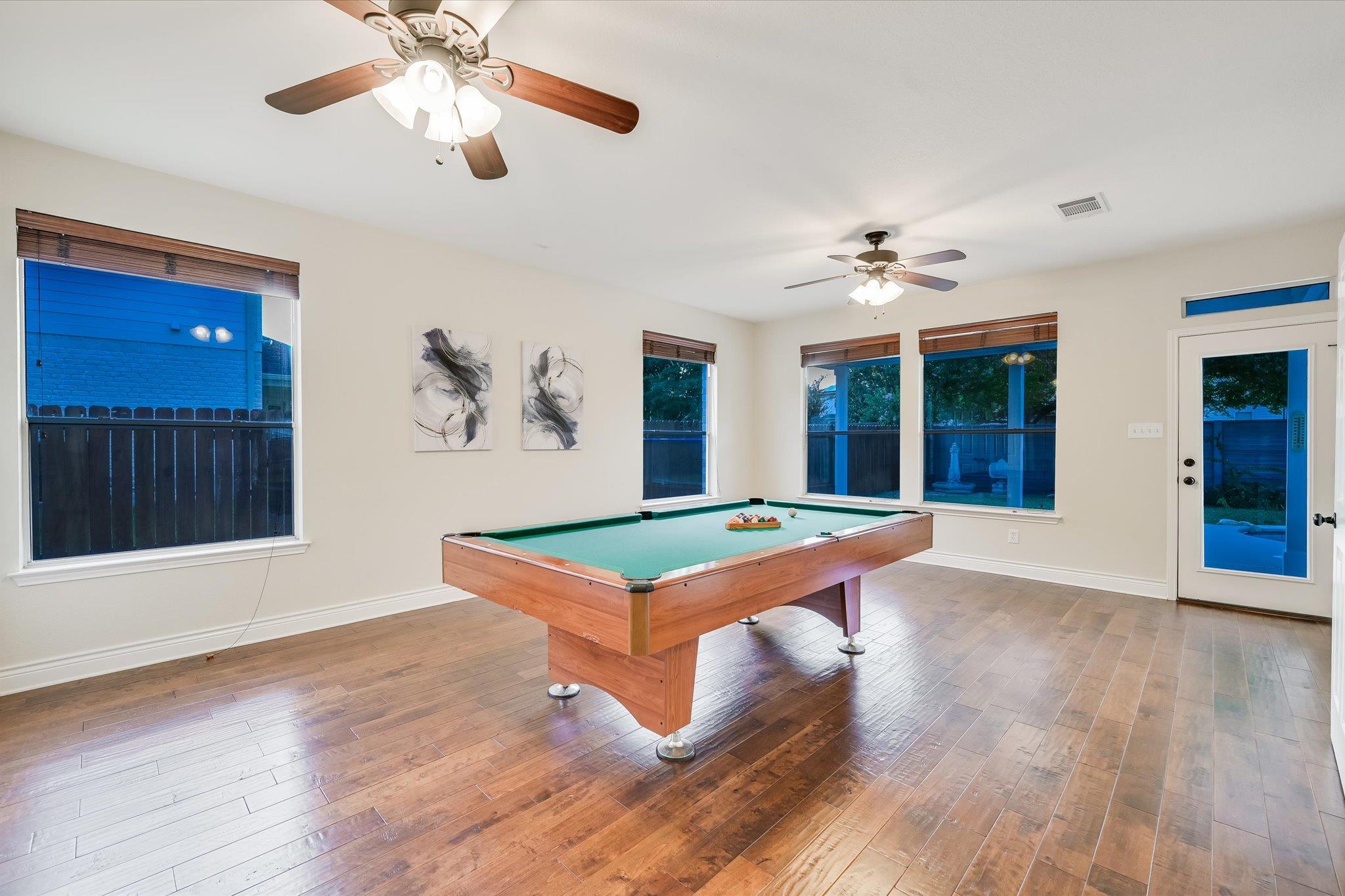 7018 Avignon Dr, Round Rock, TX 78681