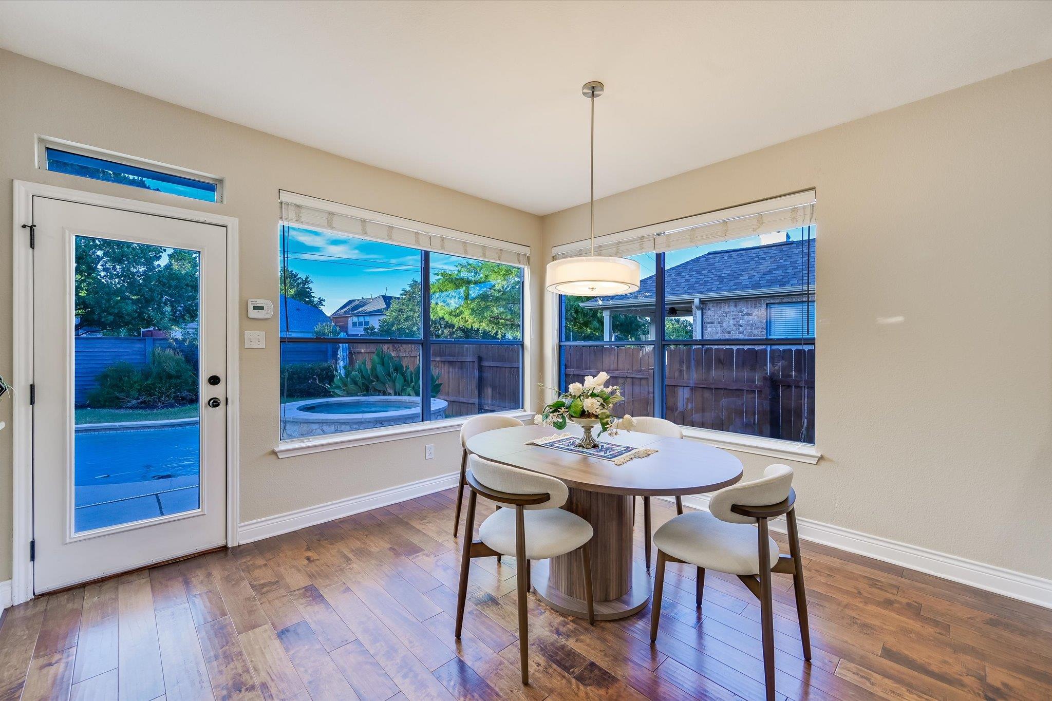 7018 Avignon Dr, Round Rock, TX 78681