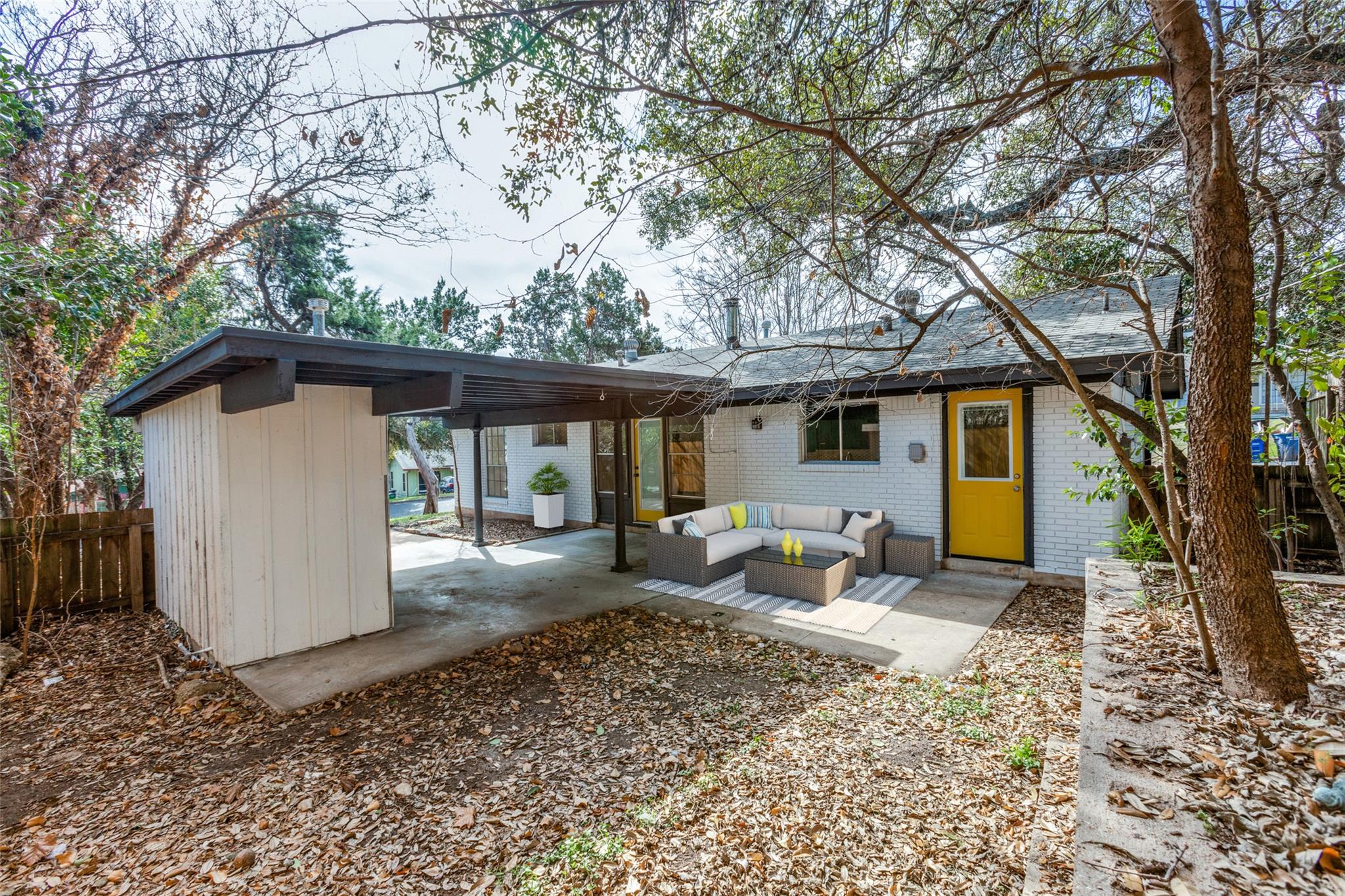 400 Cherry Hill Dr, Austin, TX 78704